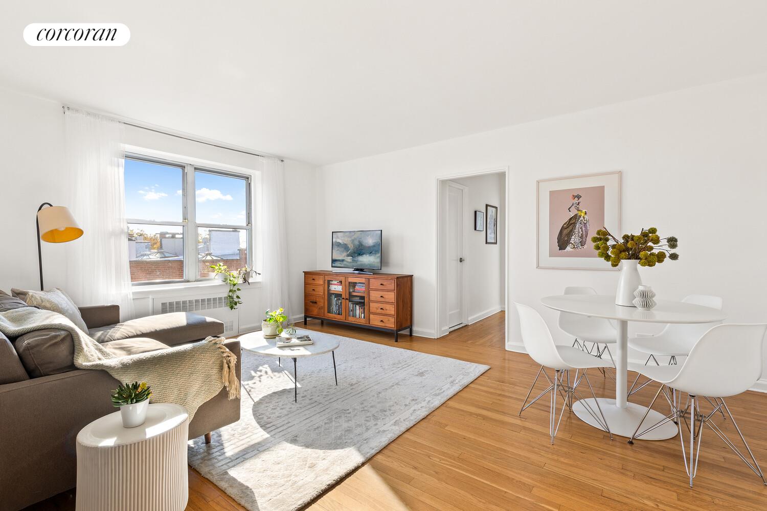 #4 photo, 200 CONGRESS Street, ブルックリン区 Cobble Hill , NY 11201