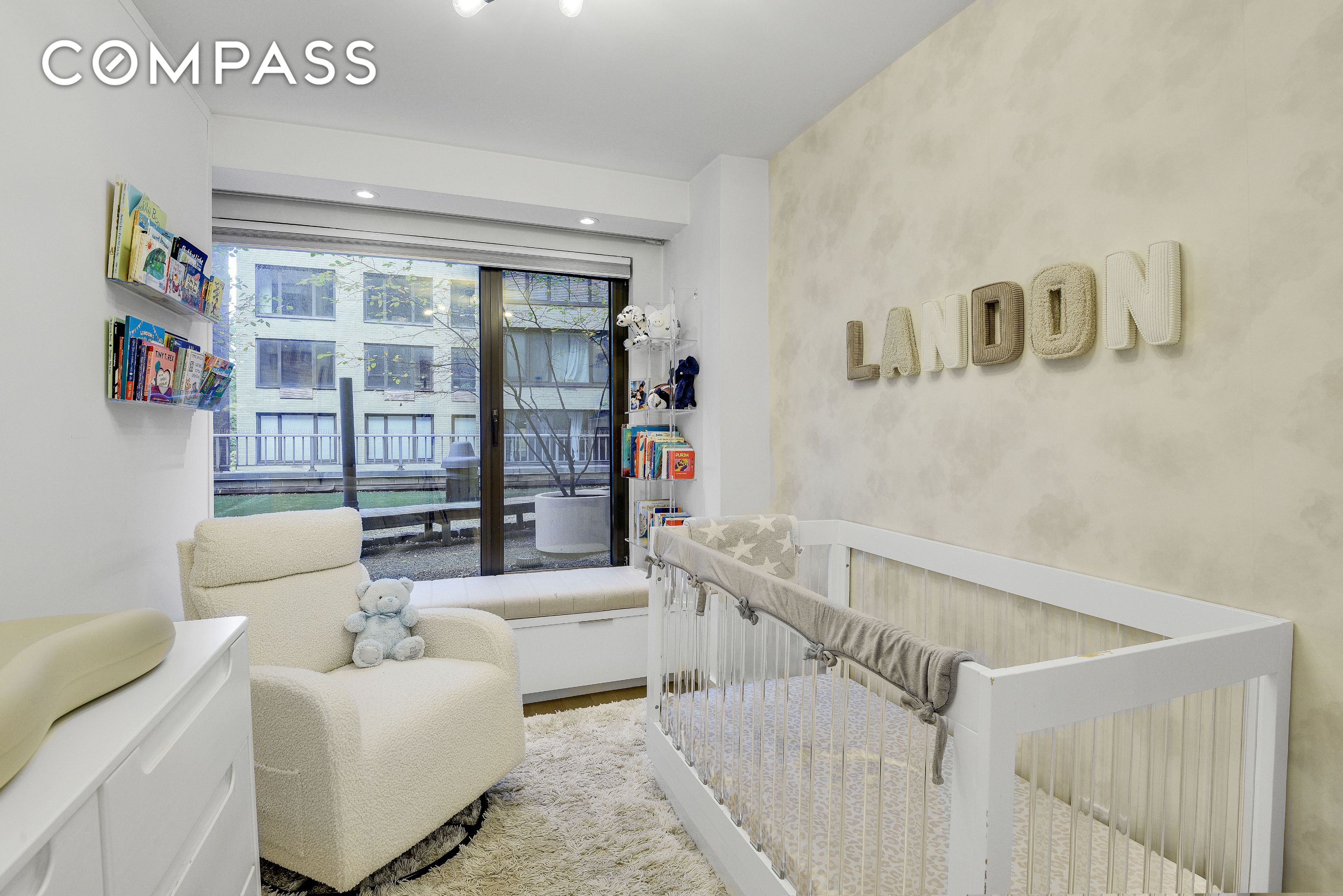 #10 photo, 200 Central Park S, マンハッタン Central Park South , NY 10019