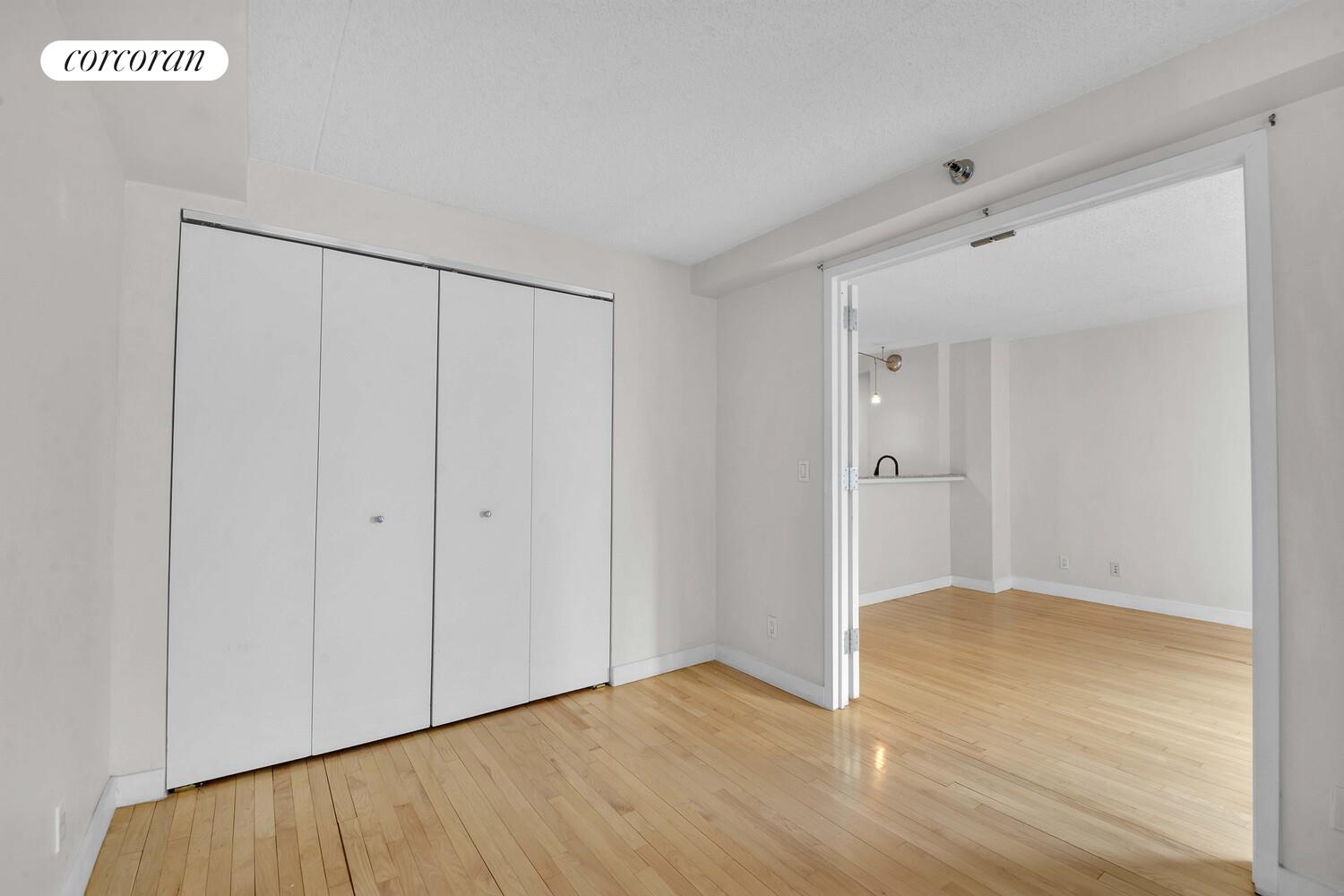 #13 photo, Brooklyn, ブルックリン区 Downtown Brooklyn , NY 11201