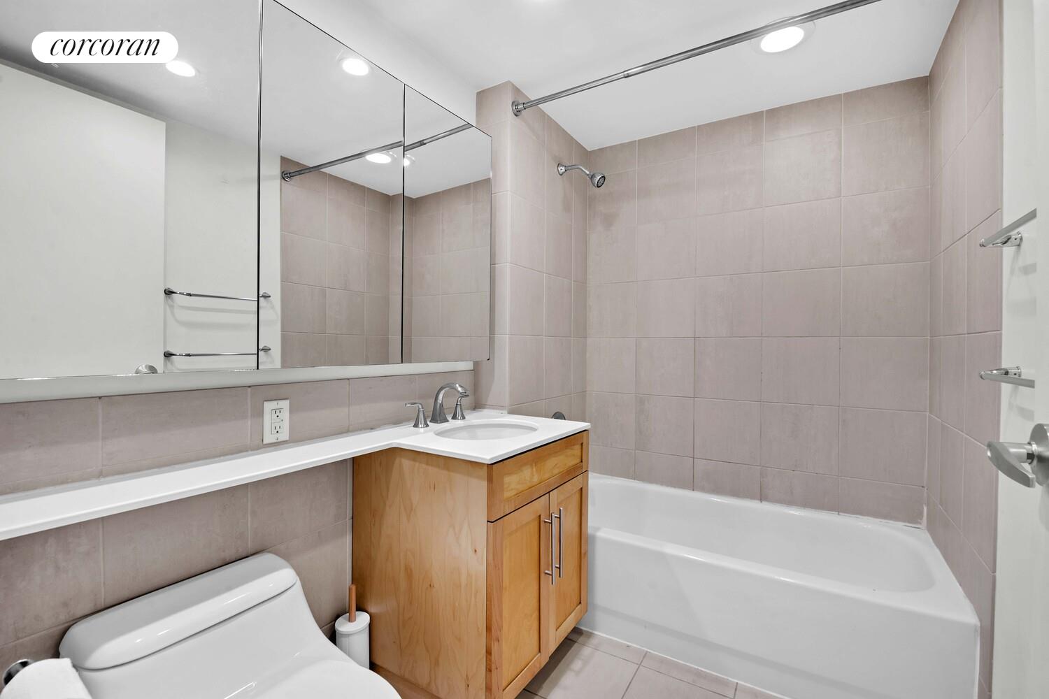 #14 photo, Brooklyn, ブルックリン区 Downtown Brooklyn , NY 11201