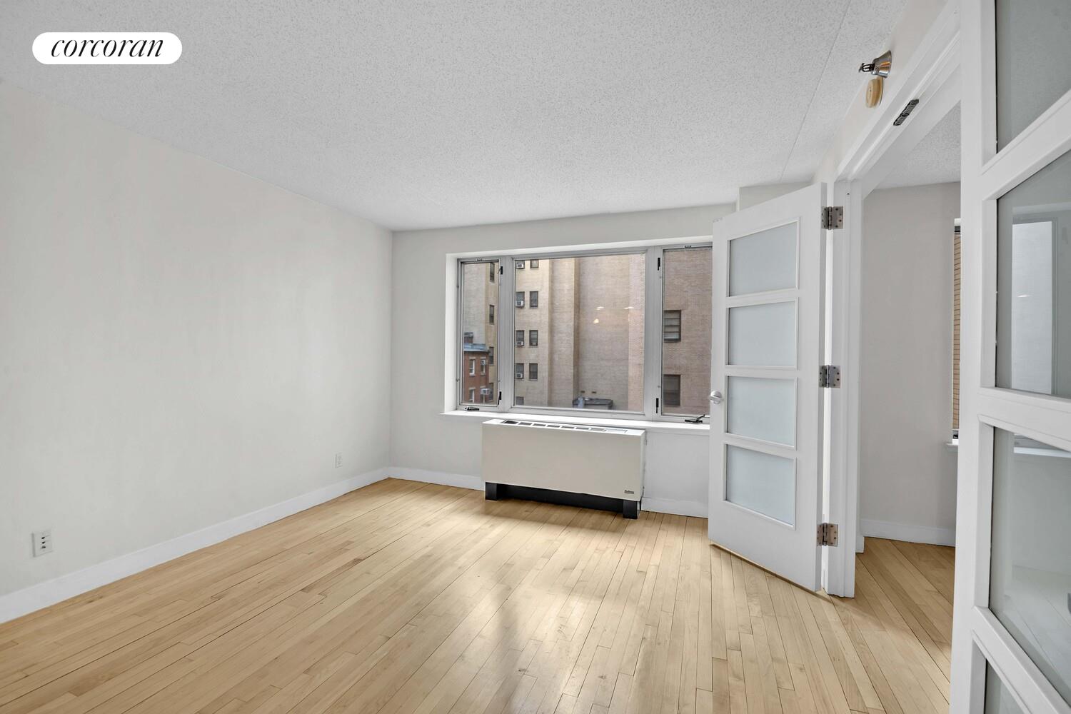 #2 photo, Brooklyn, ブルックリン区 Downtown Brooklyn , NY 11201