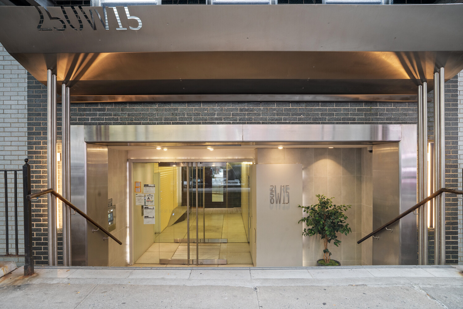 #9 photo, 250 W 15TH Street, マンハッタン Chelsea , NY 10011