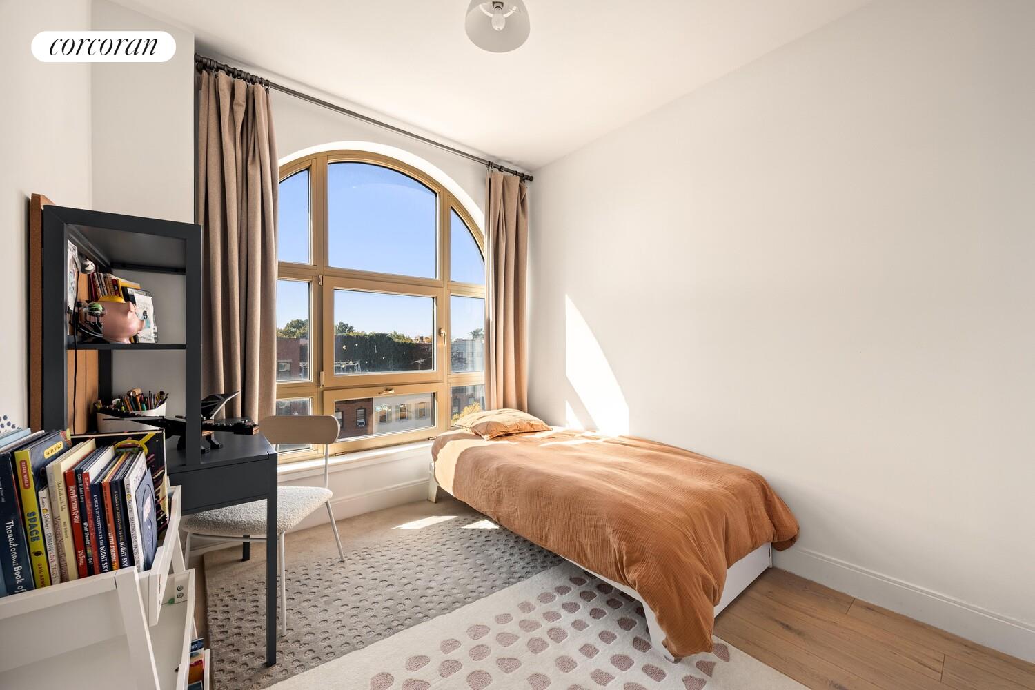 #8 photo, 229 9TH Street, ブルックリン区 Gowanus , NY 11215