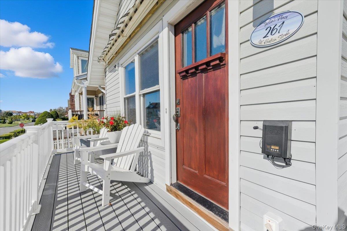 #2 photo, 261 W Hudson Street, ナッソー郡 Long Beach , NY 11561