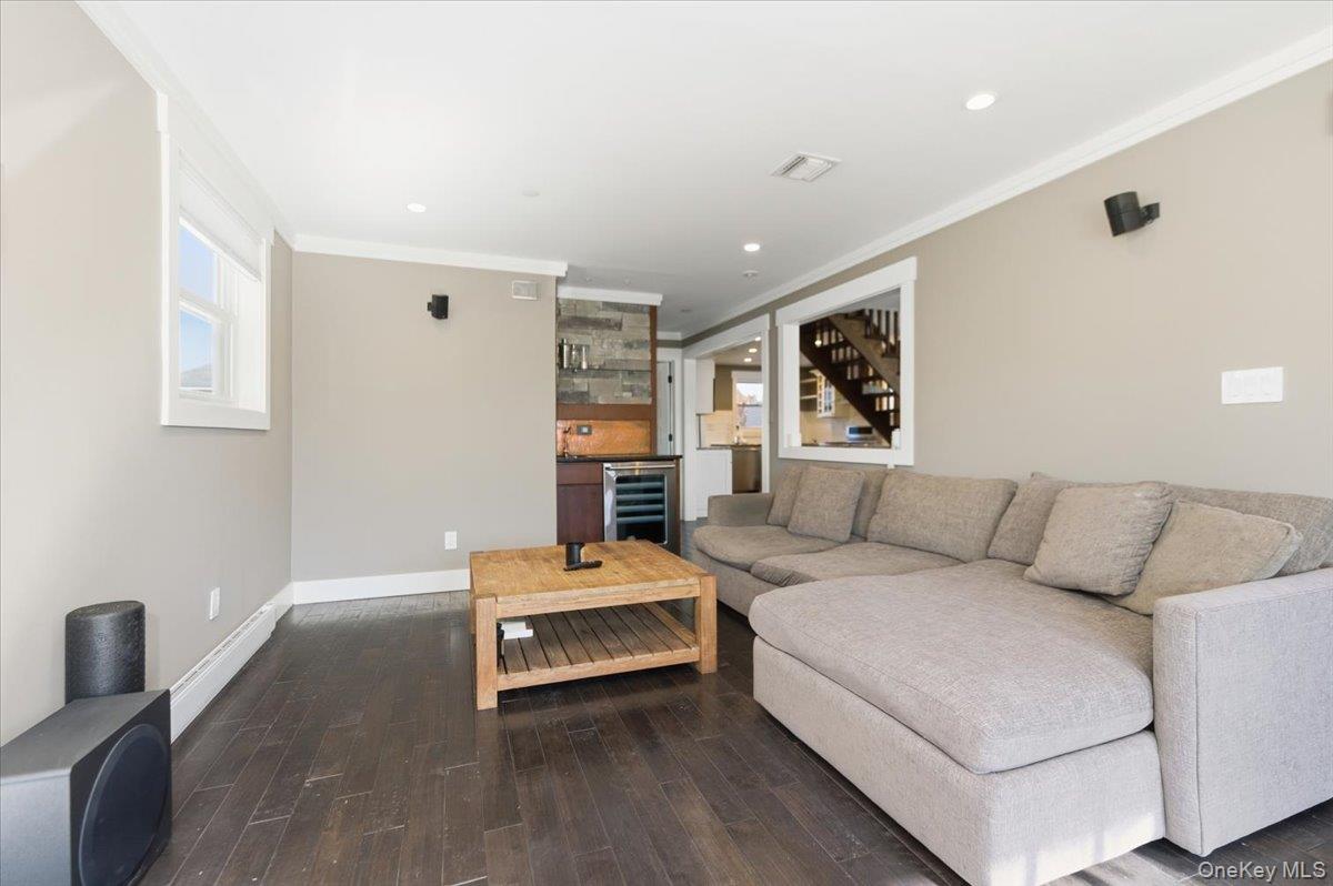 #4 photo, 261 W Hudson Street, ナッソー郡 Long Beach , NY 11561