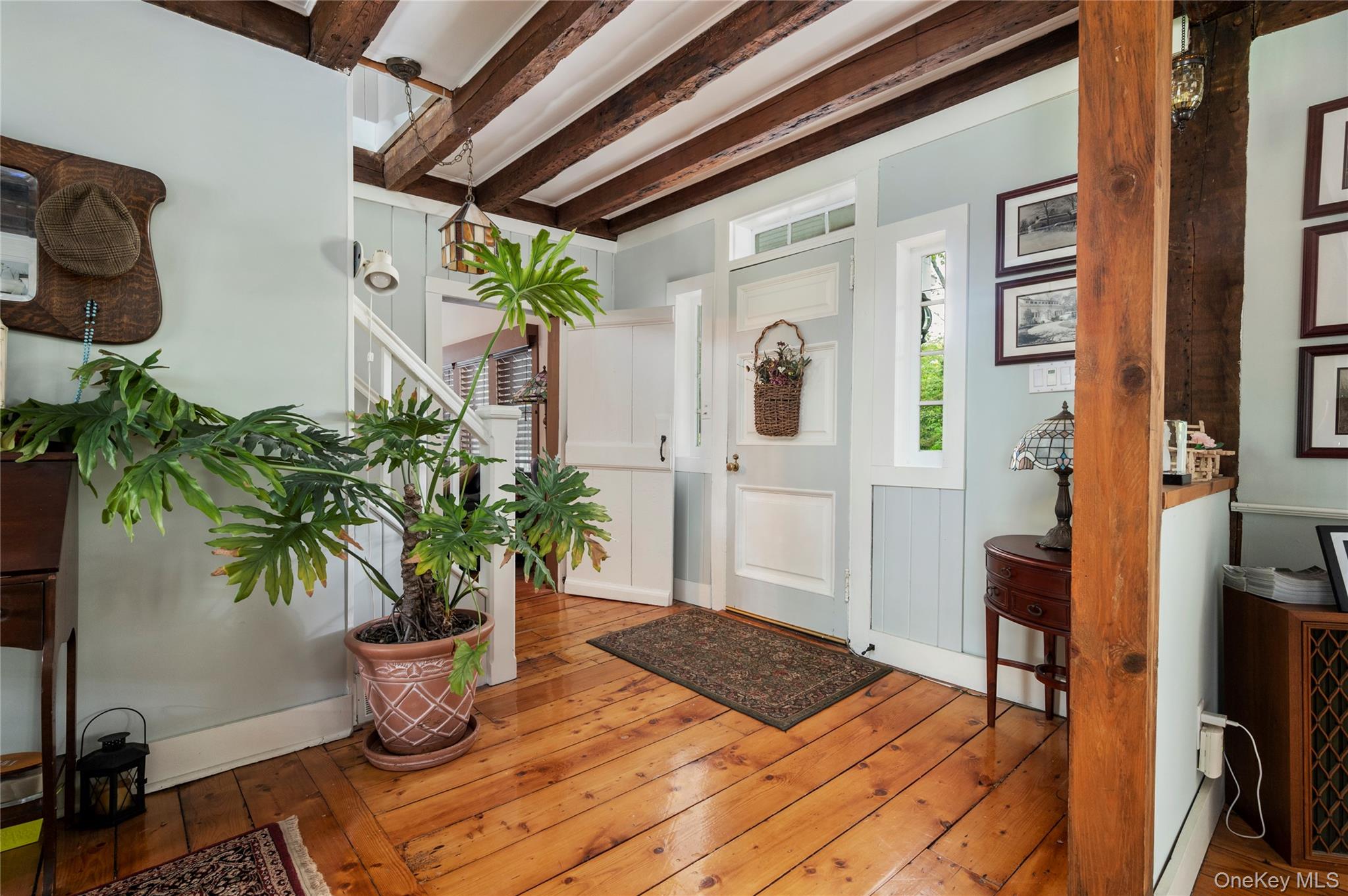 #17 photo, 32 Hicks Lane, Old Westbury , NY 11568