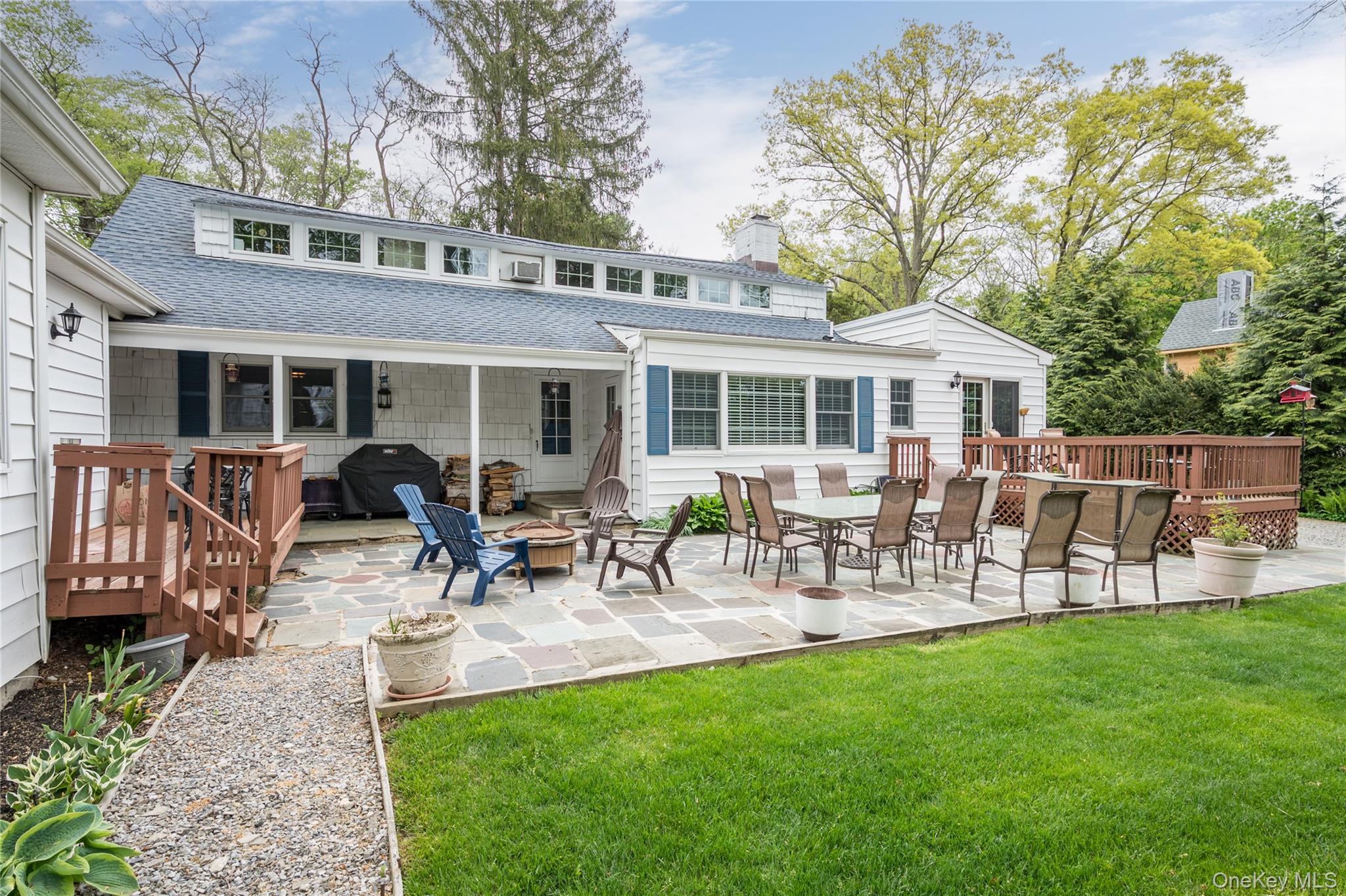 #6 photo, 32 Hicks Lane, Old Westbury , NY 11568