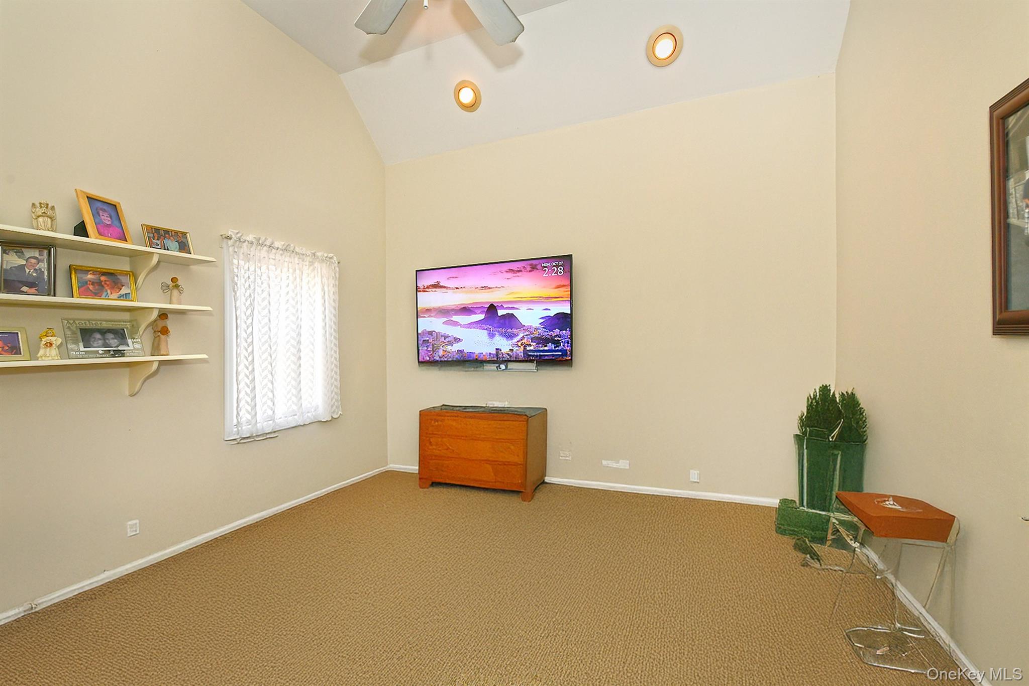 #14 photo, 115 Old Farmingdale Road, West Babylon , NY 11704