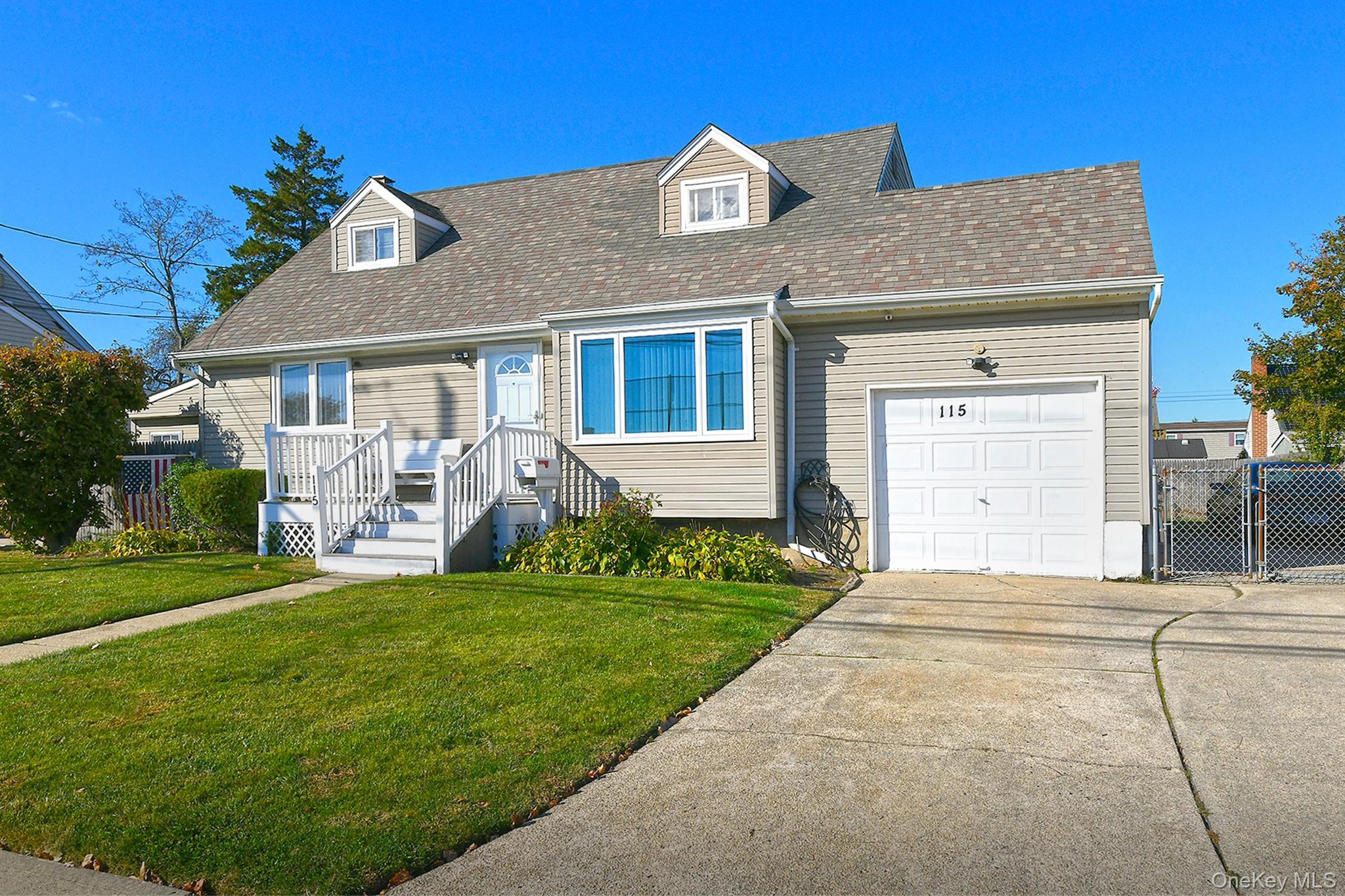 #3 photo, 115 Old Farmingdale Road, West Babylon , NY 11704