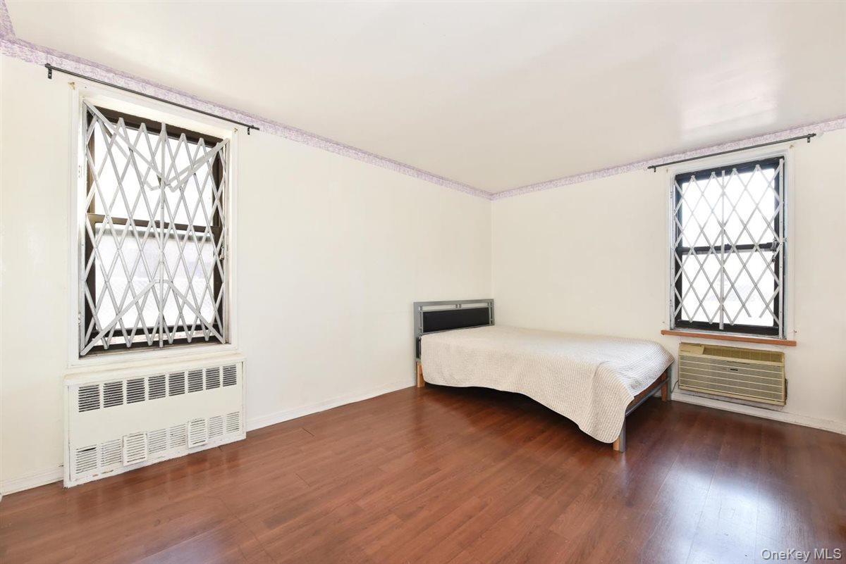 #8 photo, 87-20 175 Street, Jamaica , NY 11432