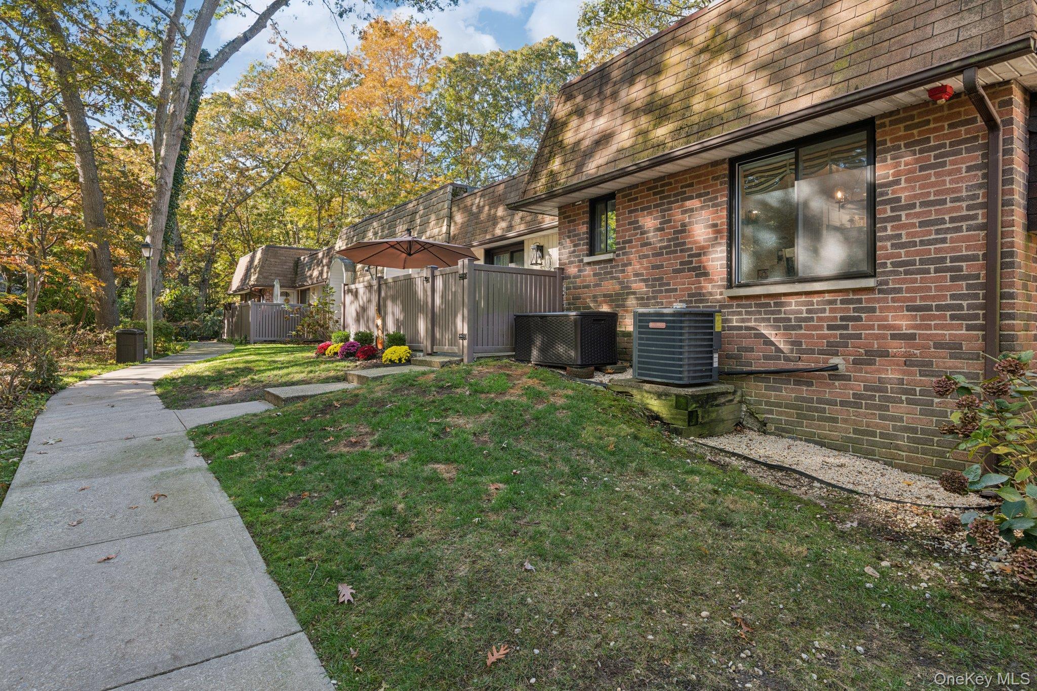 #19 photo, 312 Clubhouse Court, サフォーク郡 Coram , NY 11727