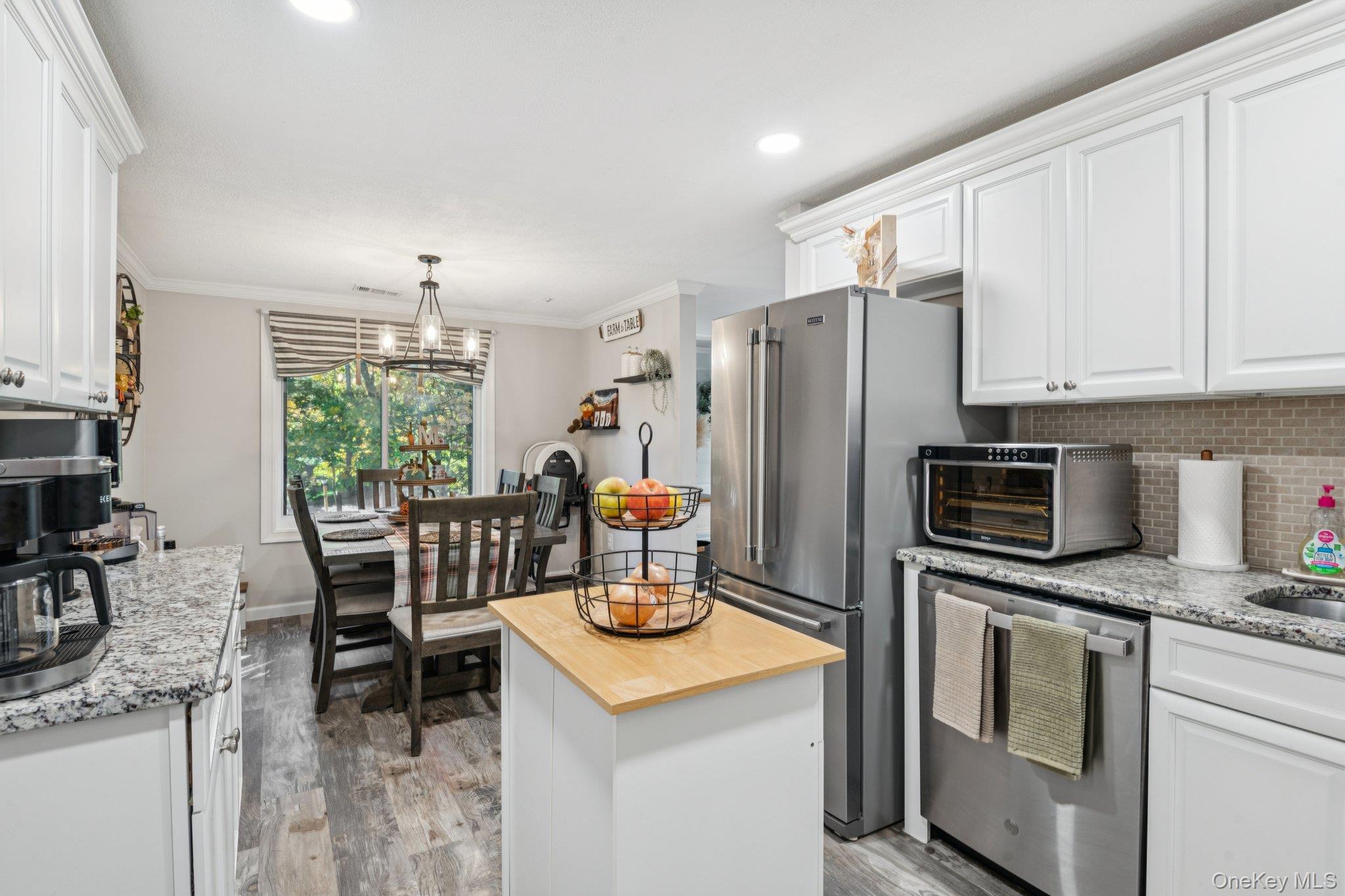 #8 photo, 312 Clubhouse Court, サフォーク郡 Coram , NY 11727