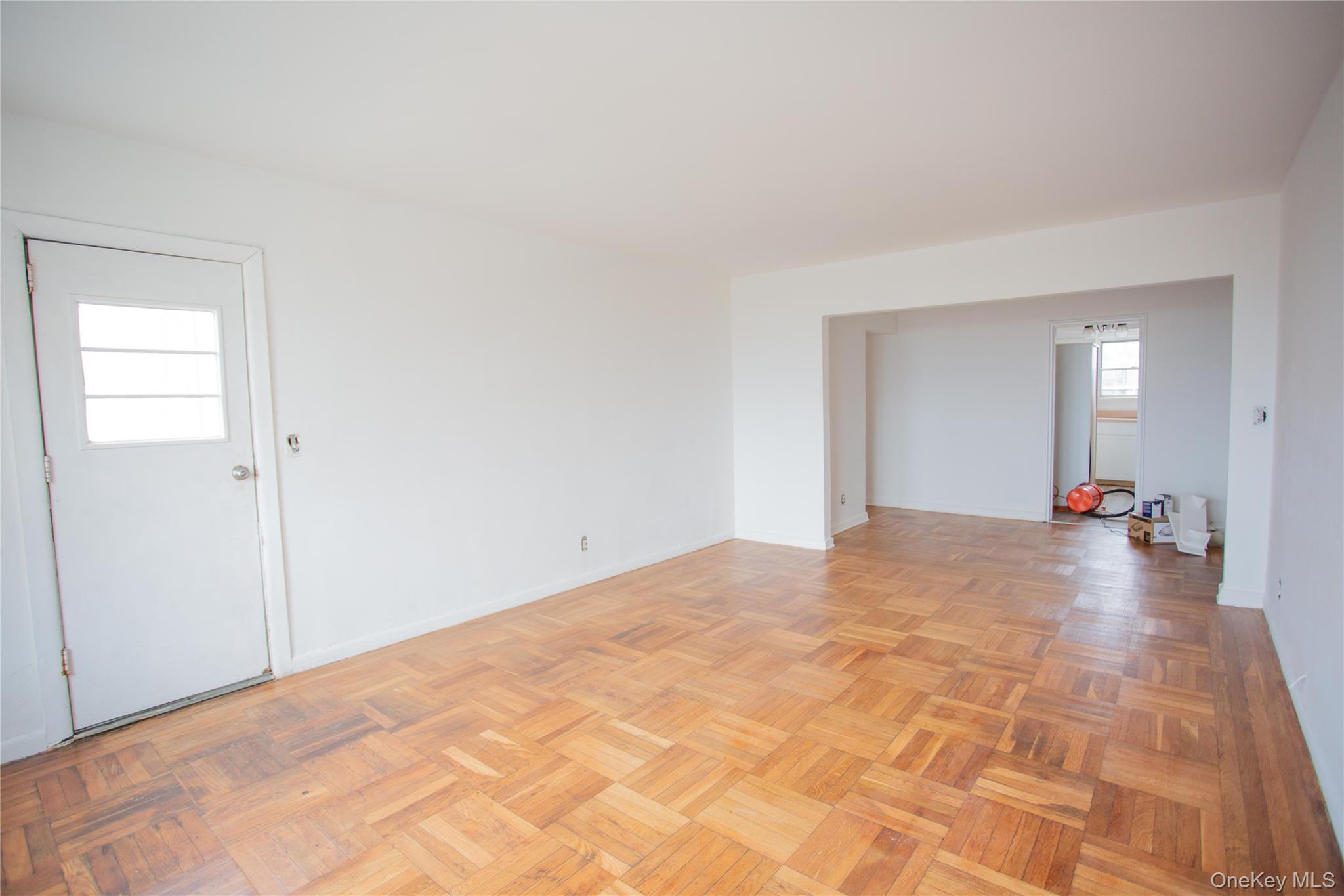 #4 photo, 345 Shore Road, ナッソー郡 Long Beach , NY 11561