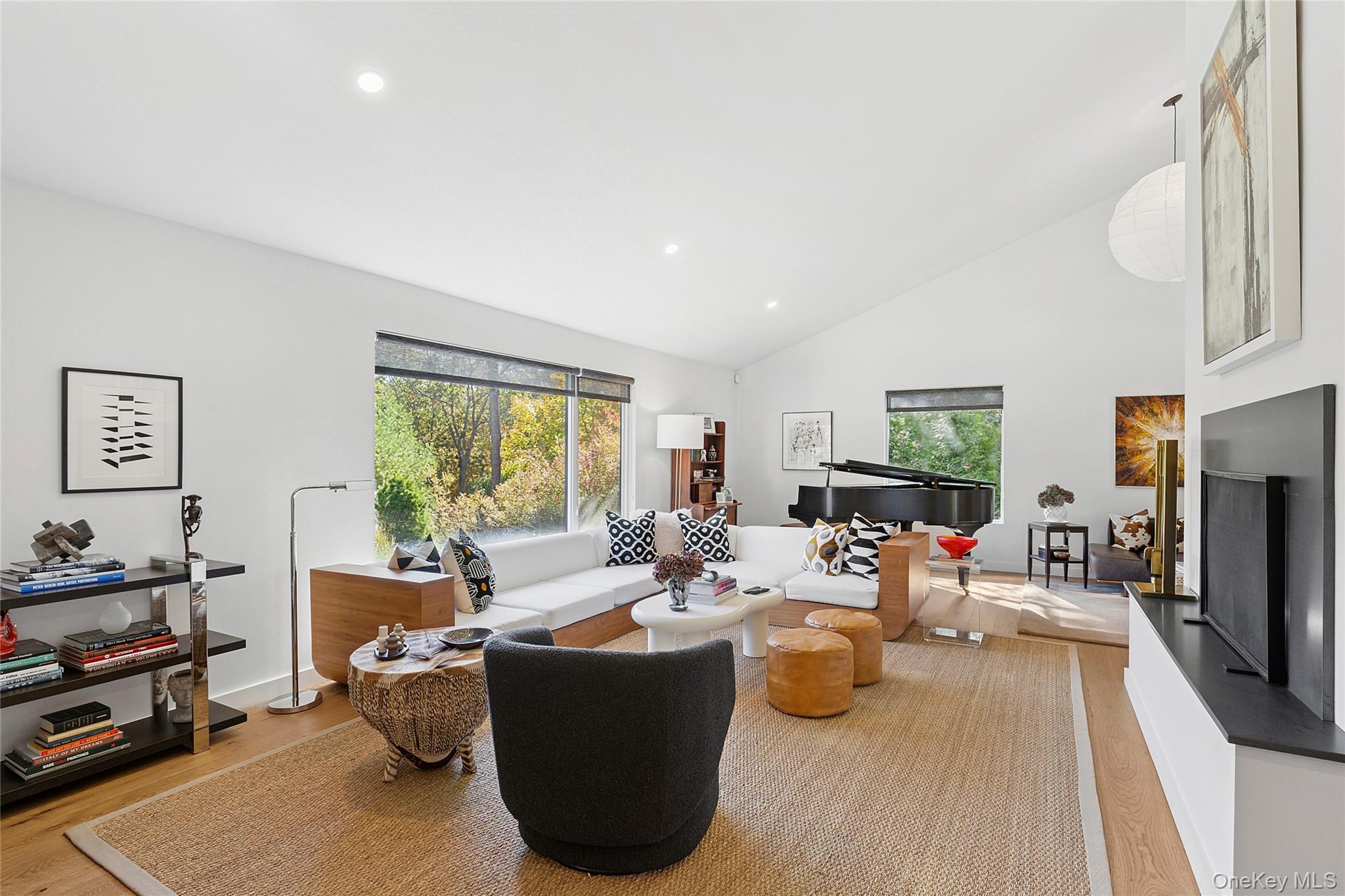 #4 photo, 70 Whooping Hollow Road, East Hampton , NY 11937