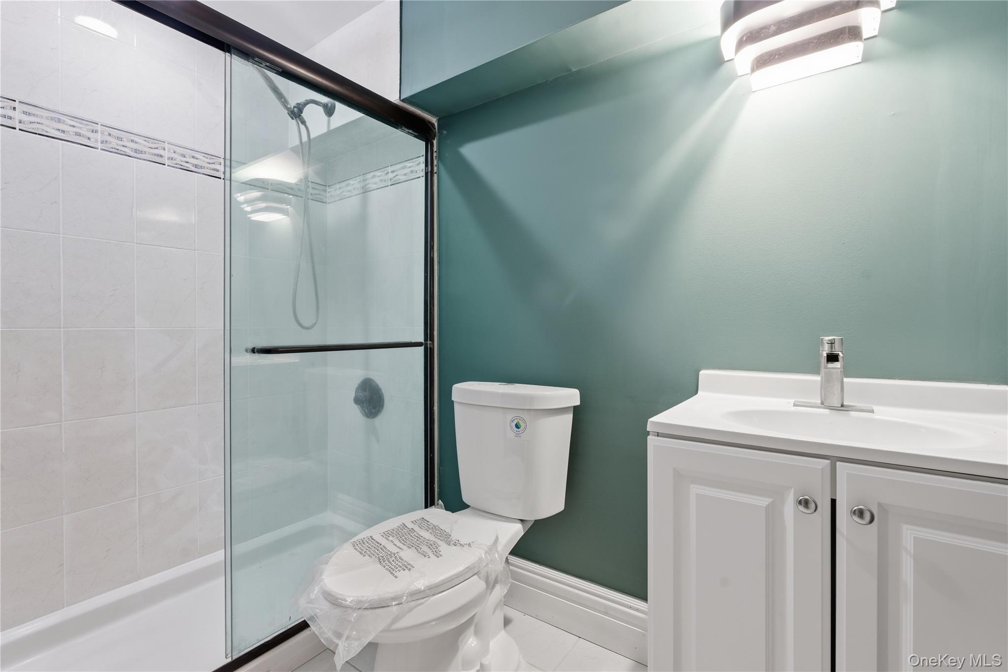 #16 photo, 3328 Woodward Street, नासाउ काउंटी Oceanside , NY 11572