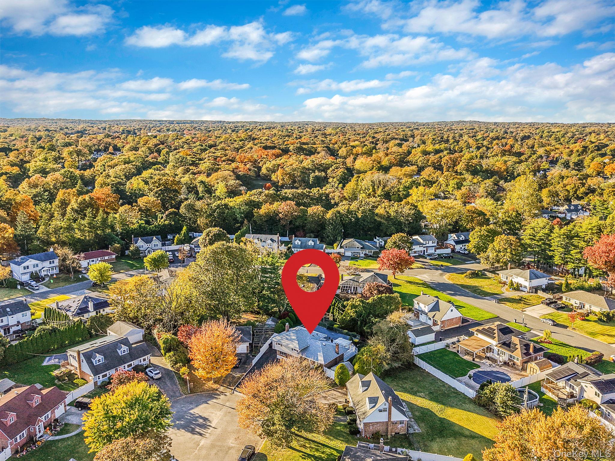 #7 photo, 9 Dean Court, Commack , NY 11725