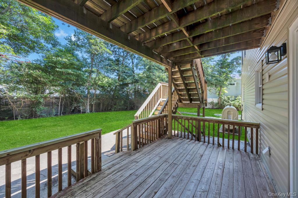 #14 photo, 107 Shinnecock Avenue, サフォーク郡 Mastic , NY 11950