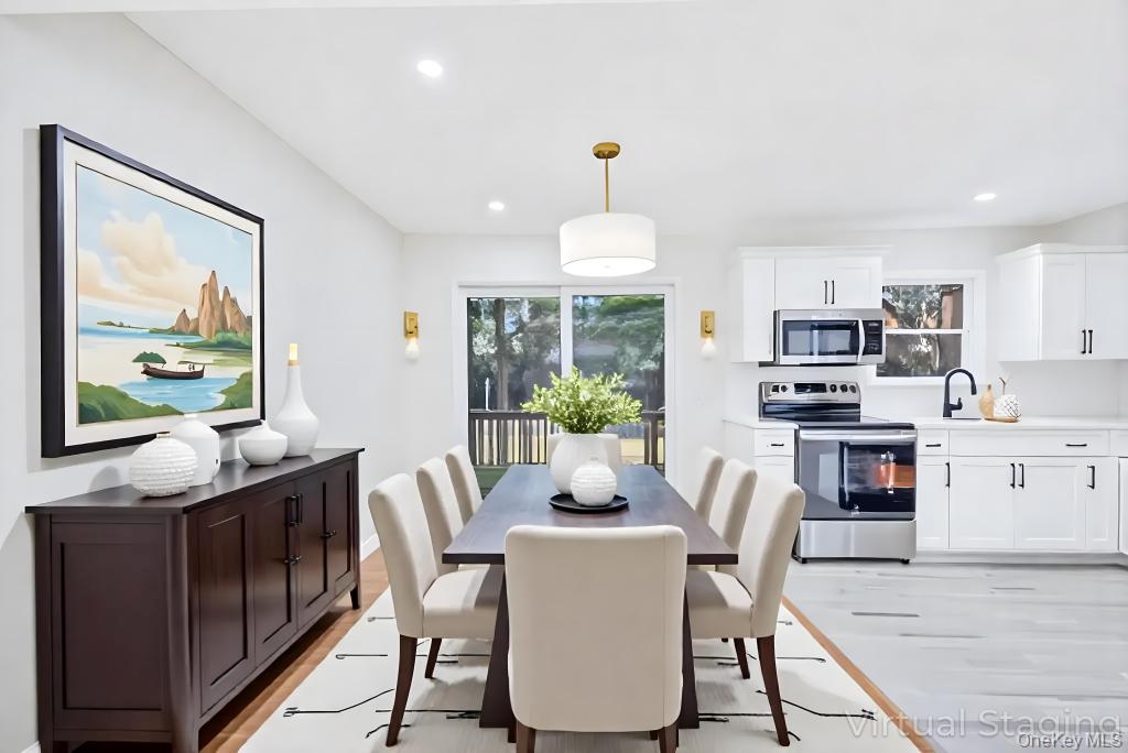 #4 photo, 107 Shinnecock Avenue, サフォーク郡 Mastic , NY 11950