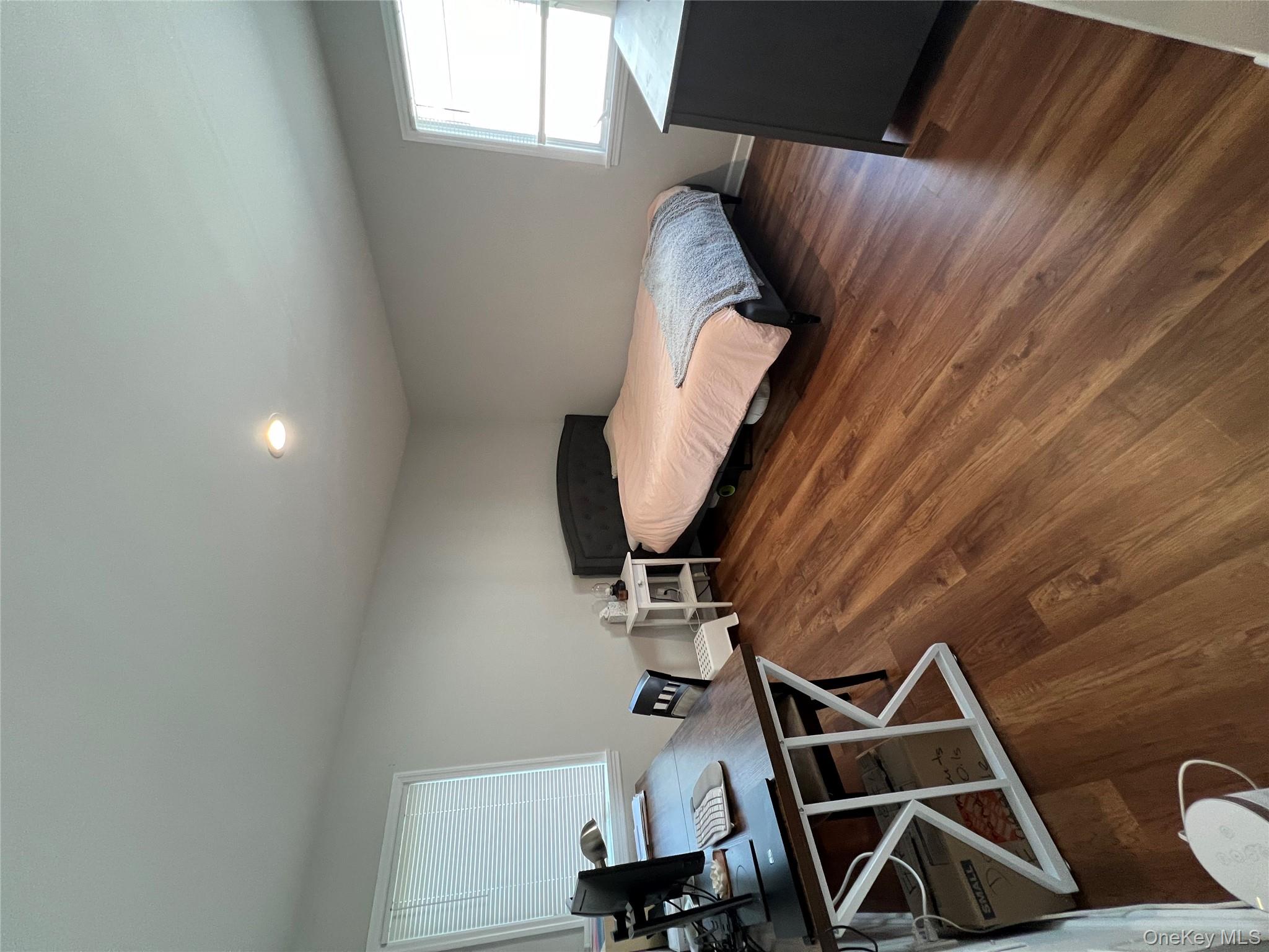 #15 photo, 31 B Marwood Road, ナッソー郡 Port Washington , NY 11050