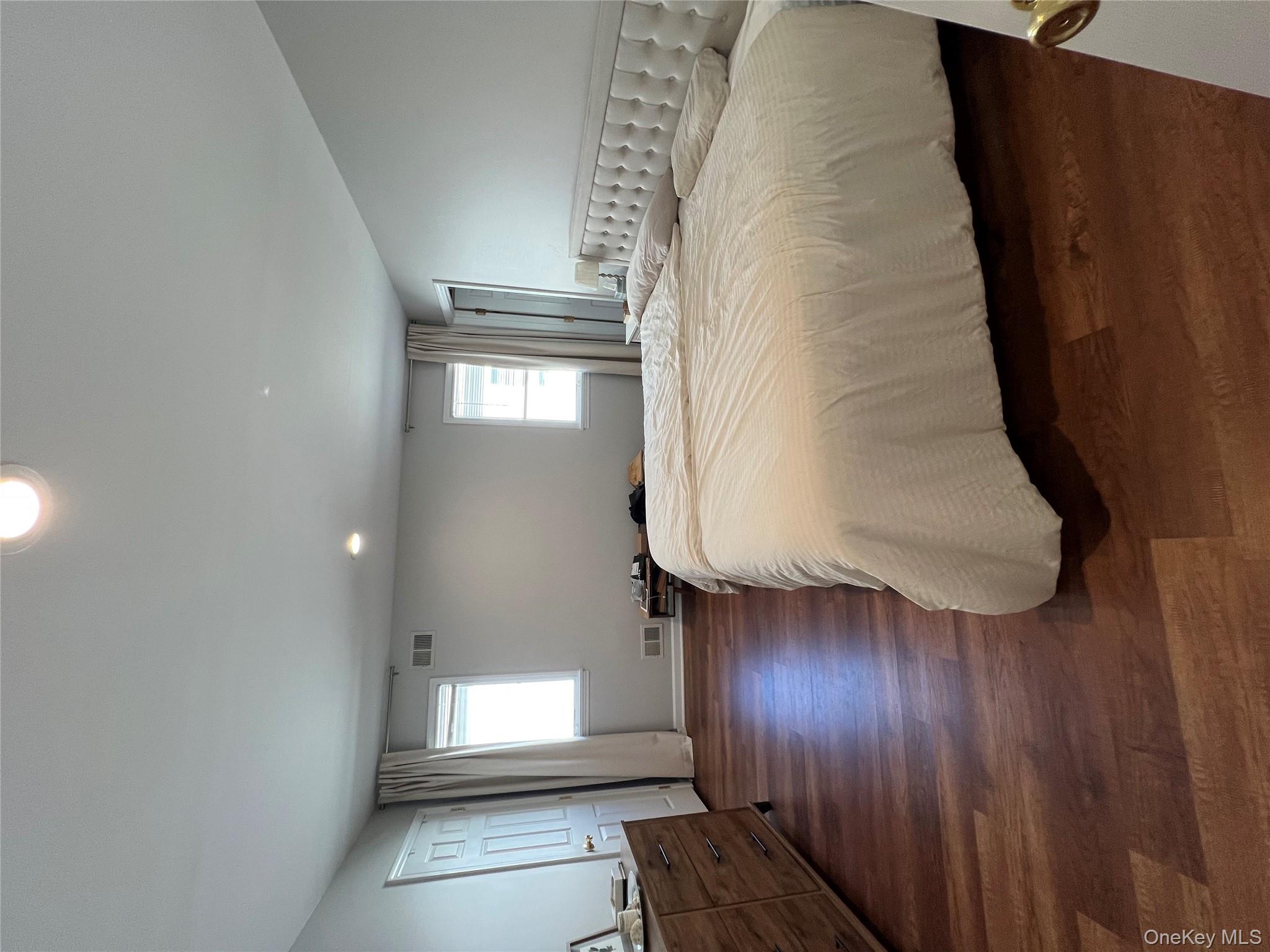 #8 photo, 31 B Marwood Road, ナッソー郡 Port Washington , NY 11050