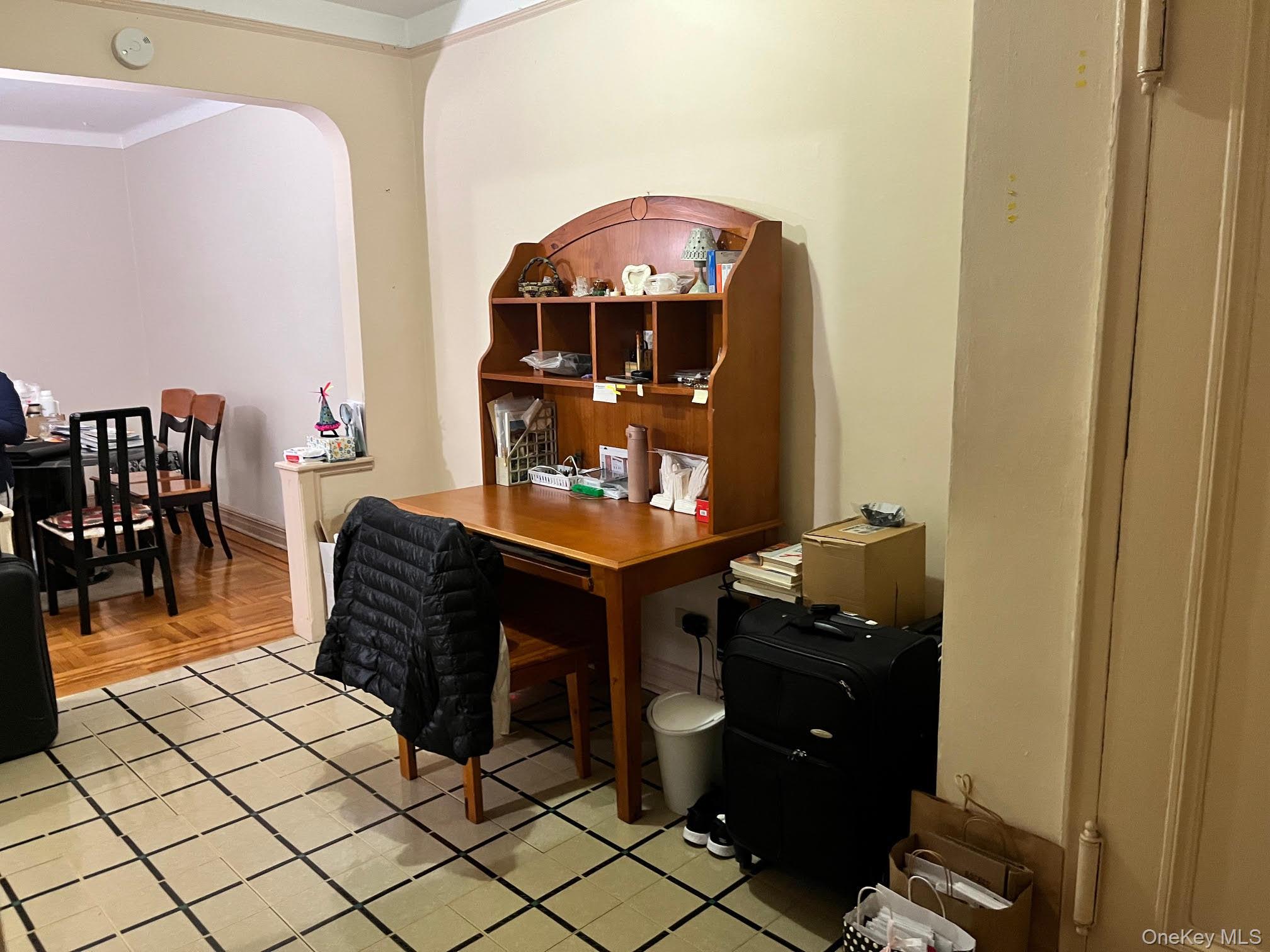 #9 photo, 84-49 168th Street, クイーンズ区 Jamaica , NY 11432