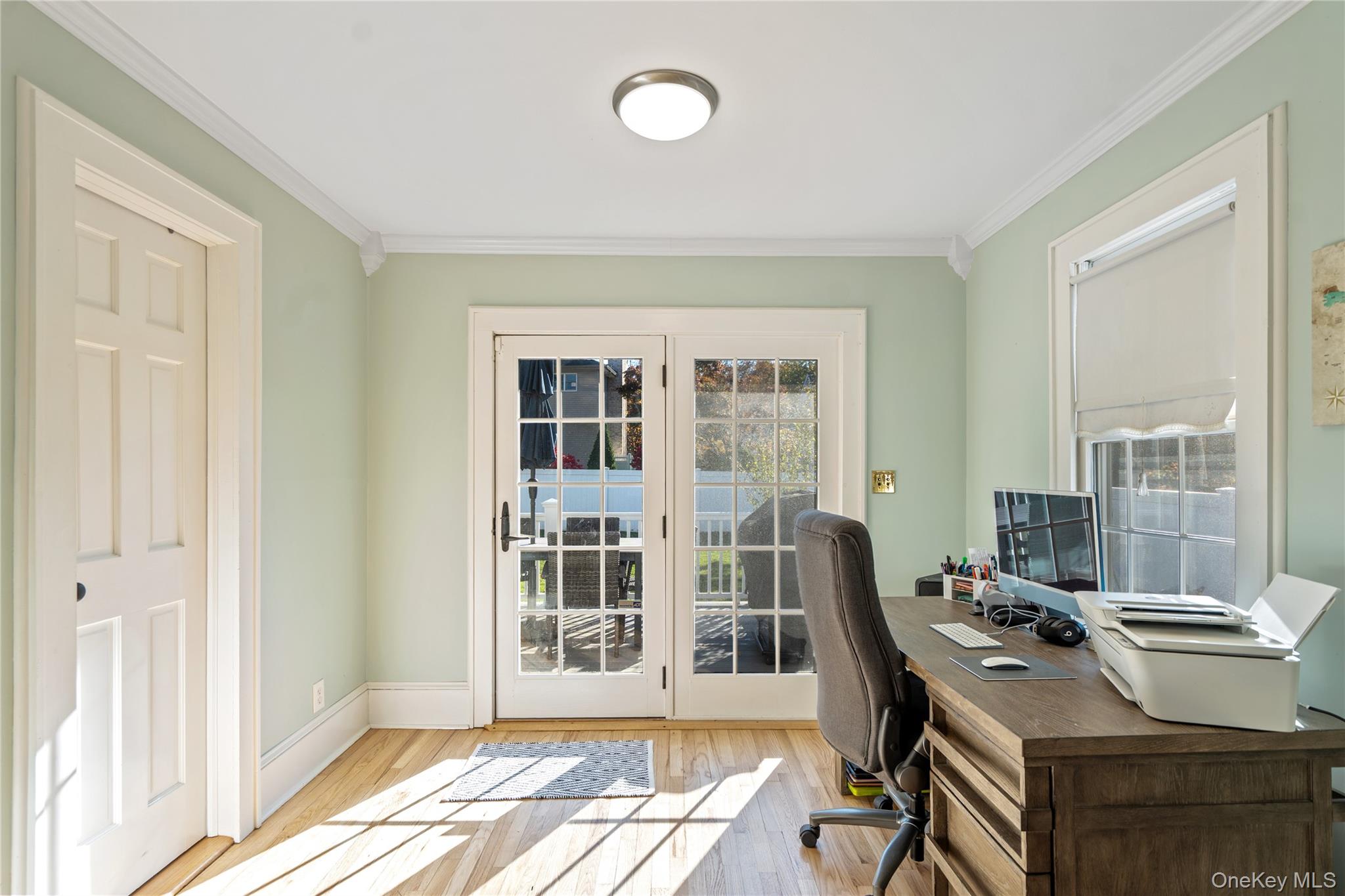 #14 photo, 6 Dressler Road, Greenlawn , NY 11740