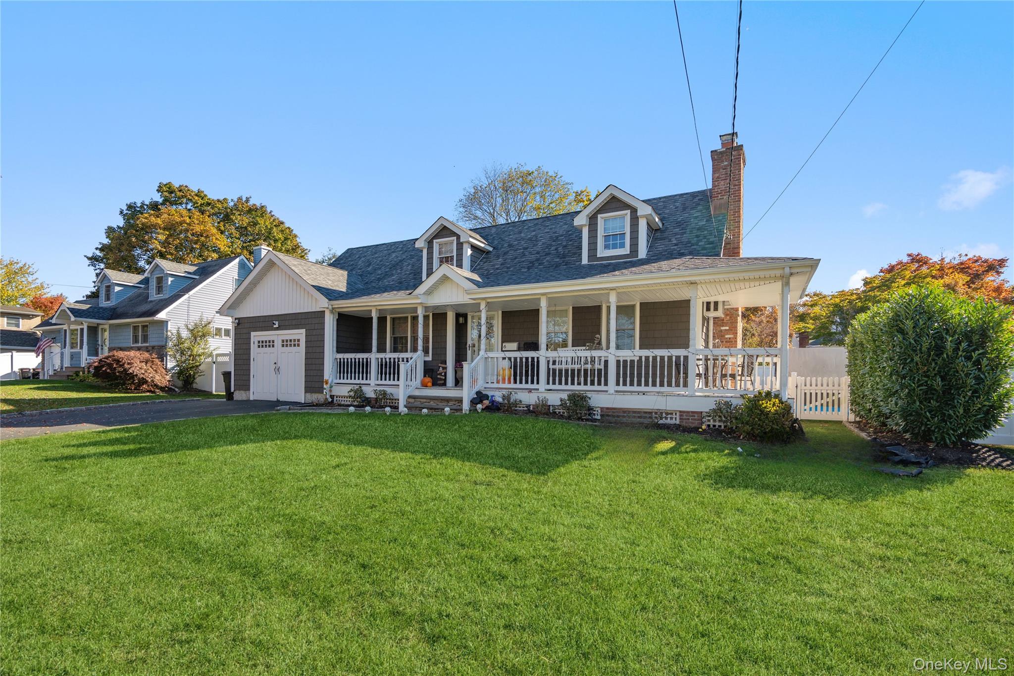 #3 photo, 6 Dressler Road, Greenlawn , NY 11740