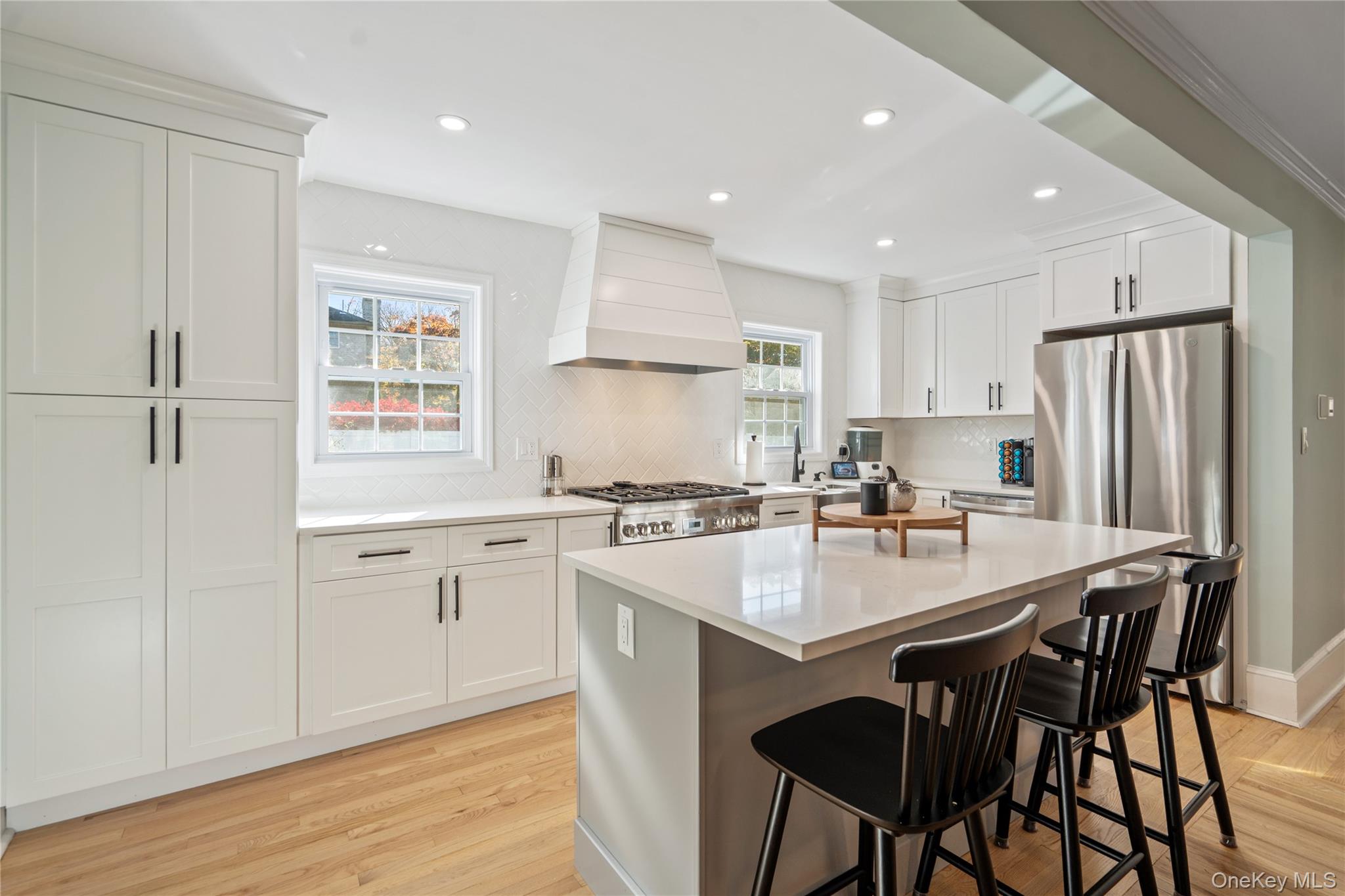 #6 photo, 6 Dressler Road, Greenlawn , NY 11740