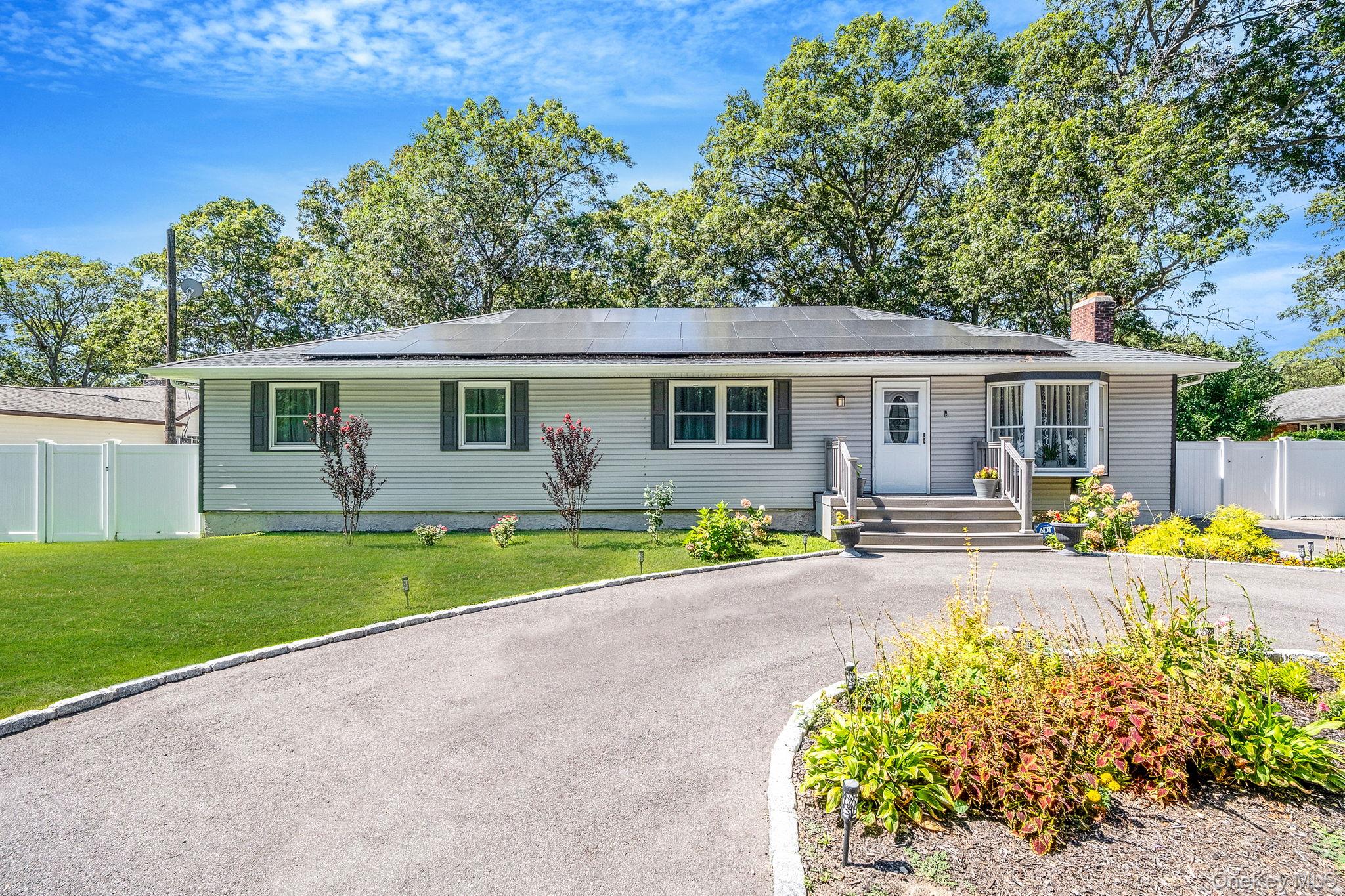 #1 photo, 1514 Grundy Avenue, サフォーク郡 Holbrook , NY 11741