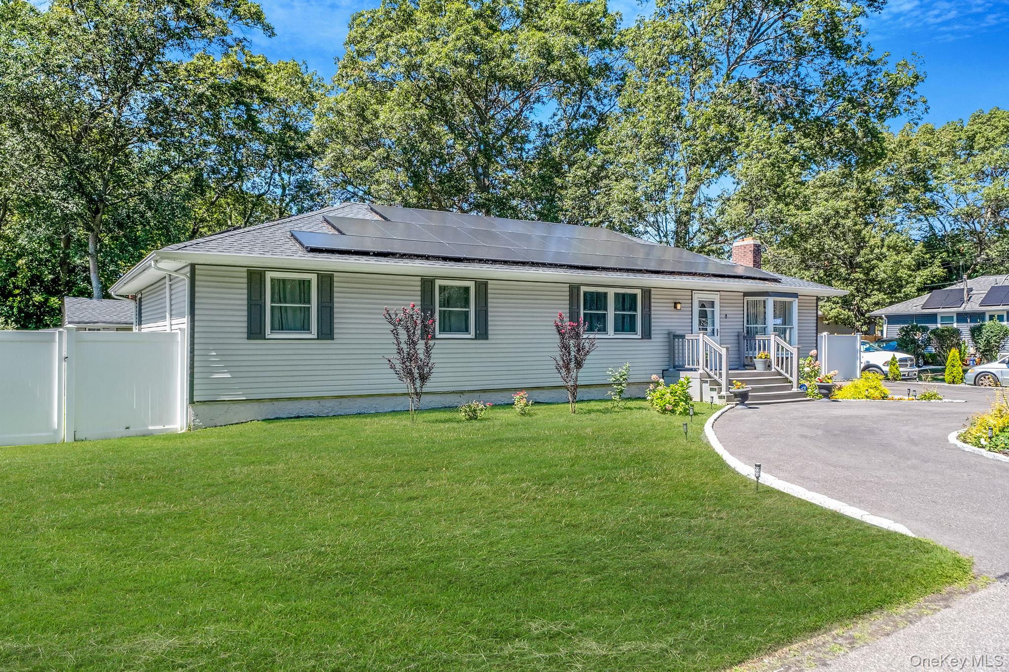 #3 photo, 1514 Grundy Avenue, サフォーク郡 Holbrook , NY 11741