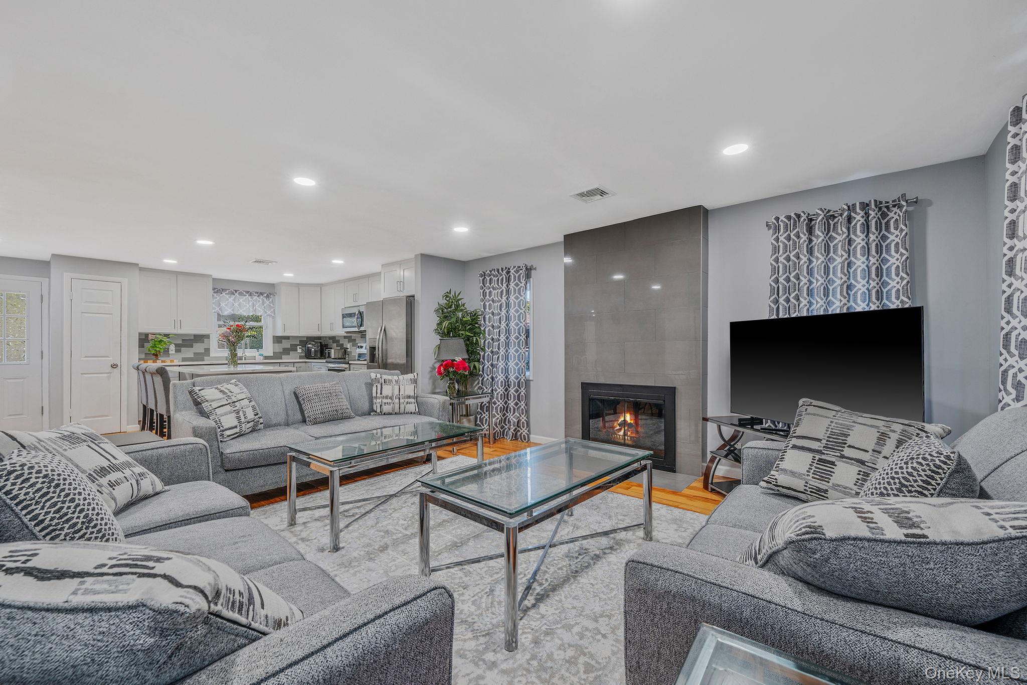 #5 photo, 1514 Grundy Avenue, サフォーク郡 Holbrook , NY 11741