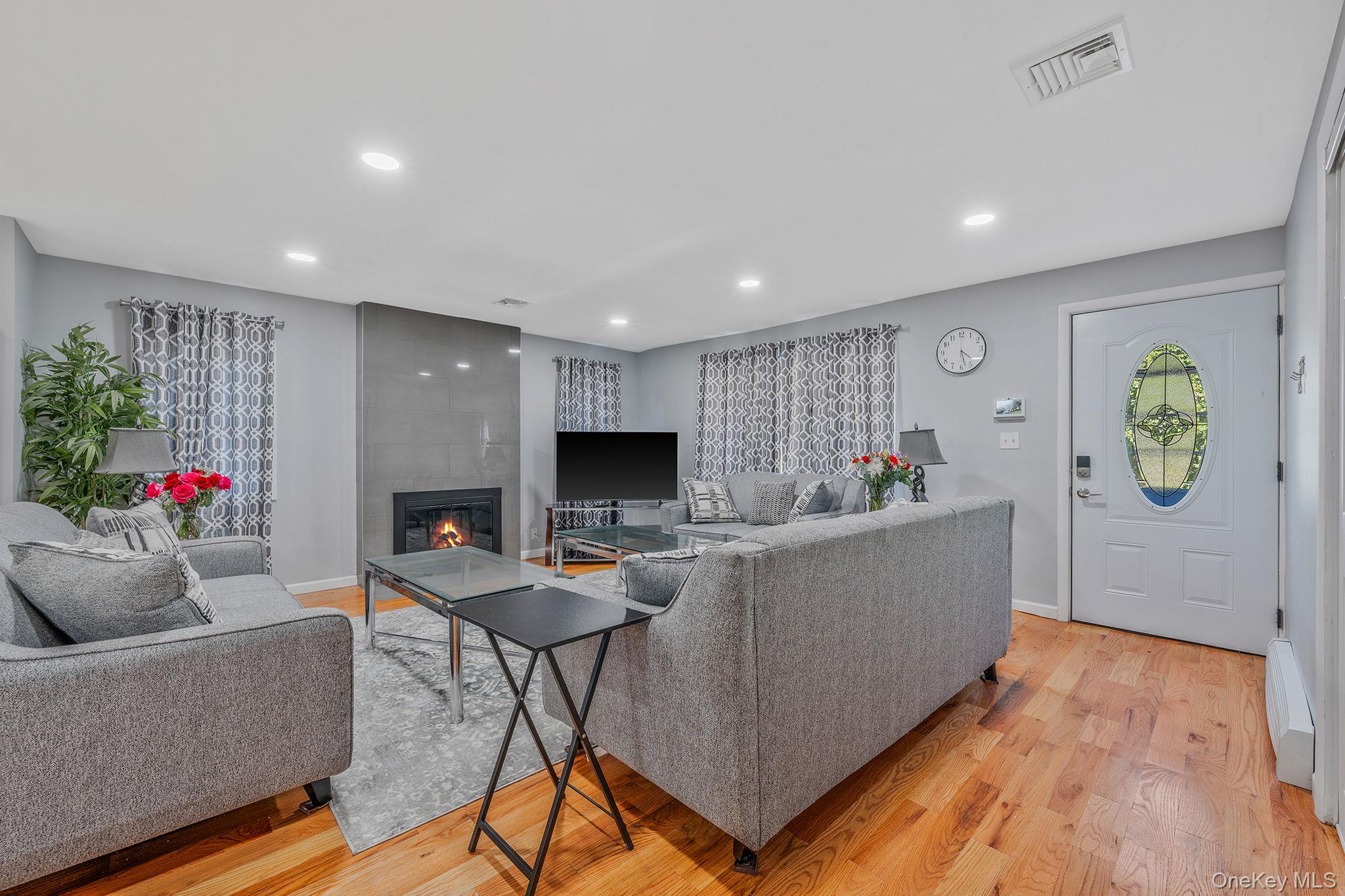 #7 photo, 1514 Grundy Avenue, サフォーク郡 Holbrook , NY 11741