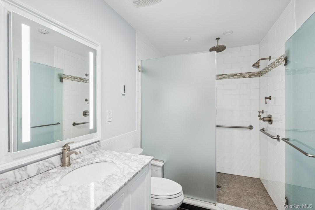 #14 photo, 30 Quail Court, サフォーク郡 Manorville , NY 11949