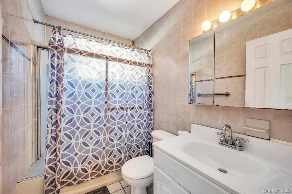 #16 photo, 22 Hospital Road, サフォーク郡 East Patchogue , NY 11772