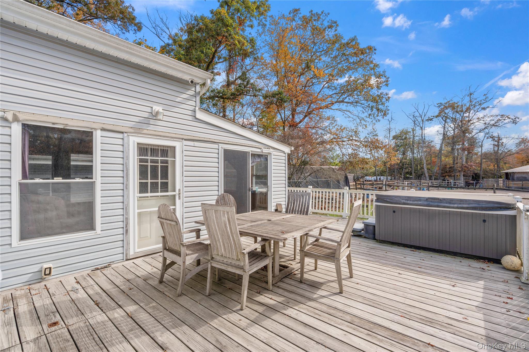 #12 photo, 114 Sportsmen Street, サフォーク郡 Central Islip , NY 11722