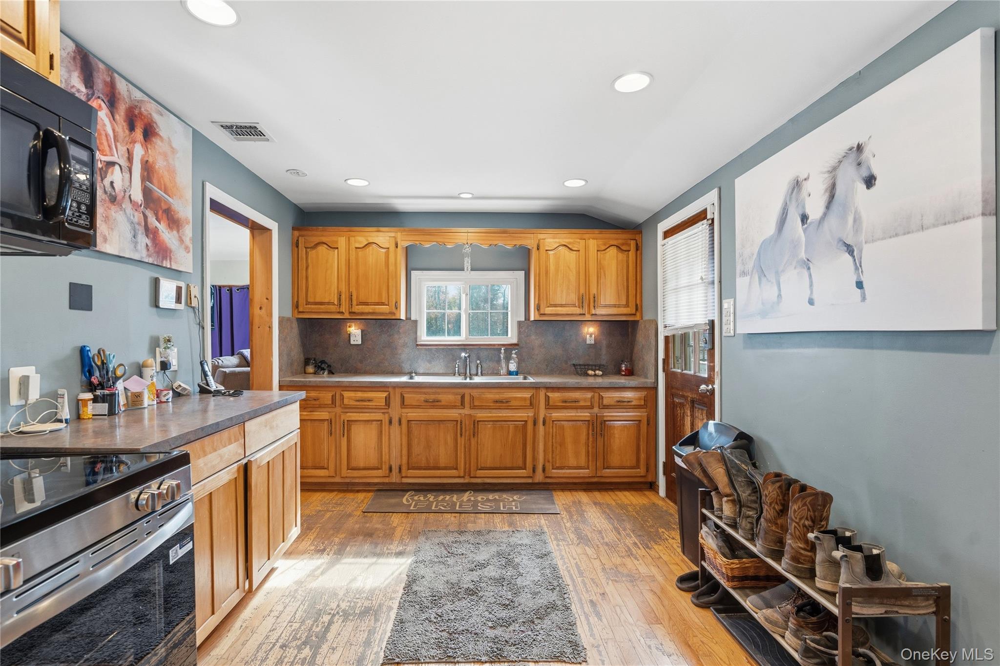 #4 photo, 114 Sportsmen Street, サフォーク郡 Central Islip , NY 11722