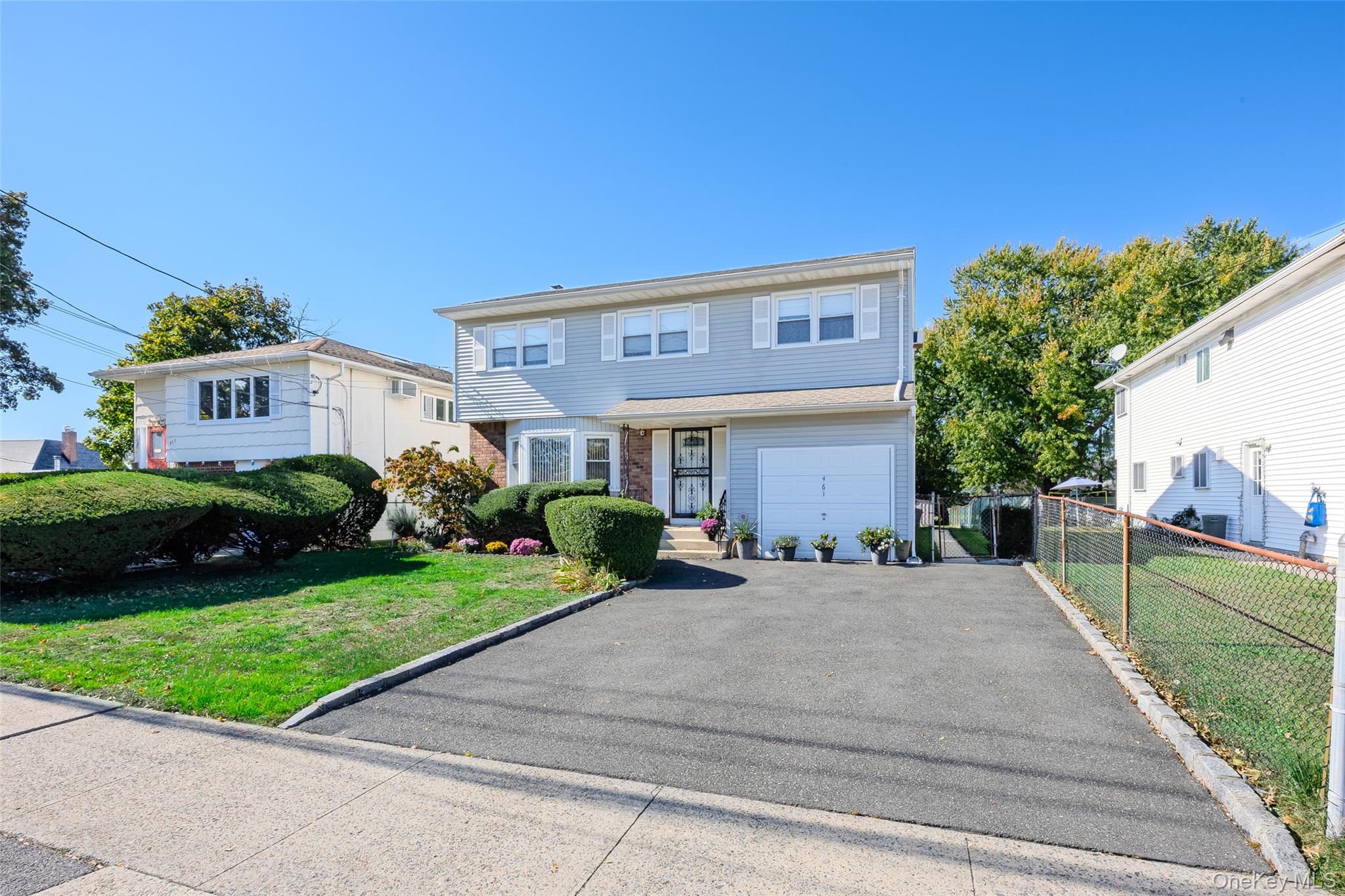 #2 photo, 461 N Newbridge Road, ナッソー郡 Levittown , NY 11756