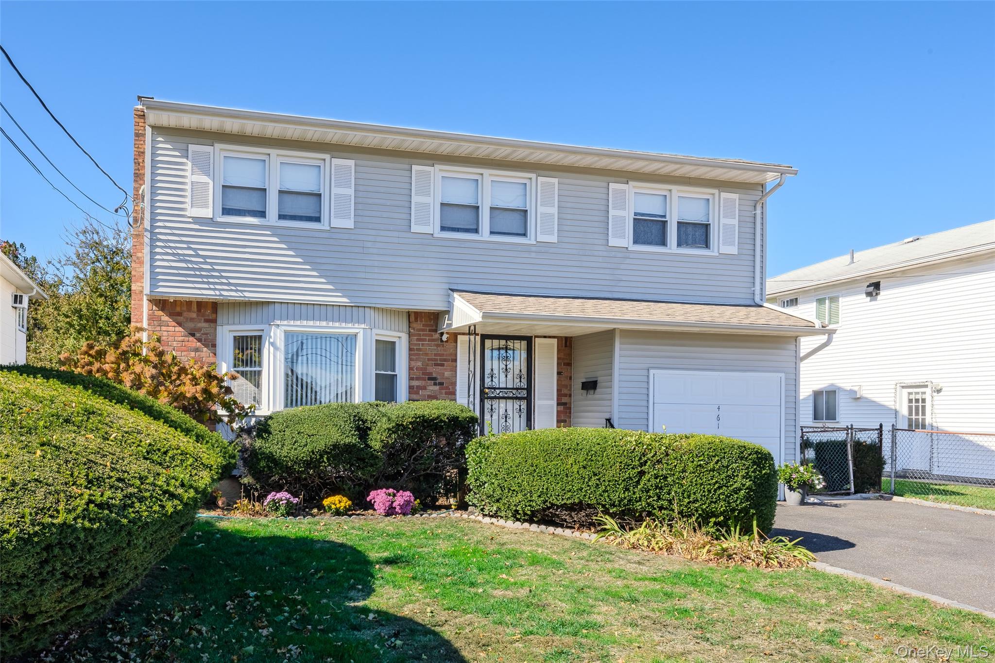 #3 photo, 461 N Newbridge Road, ナッソー郡 Levittown , NY 11756