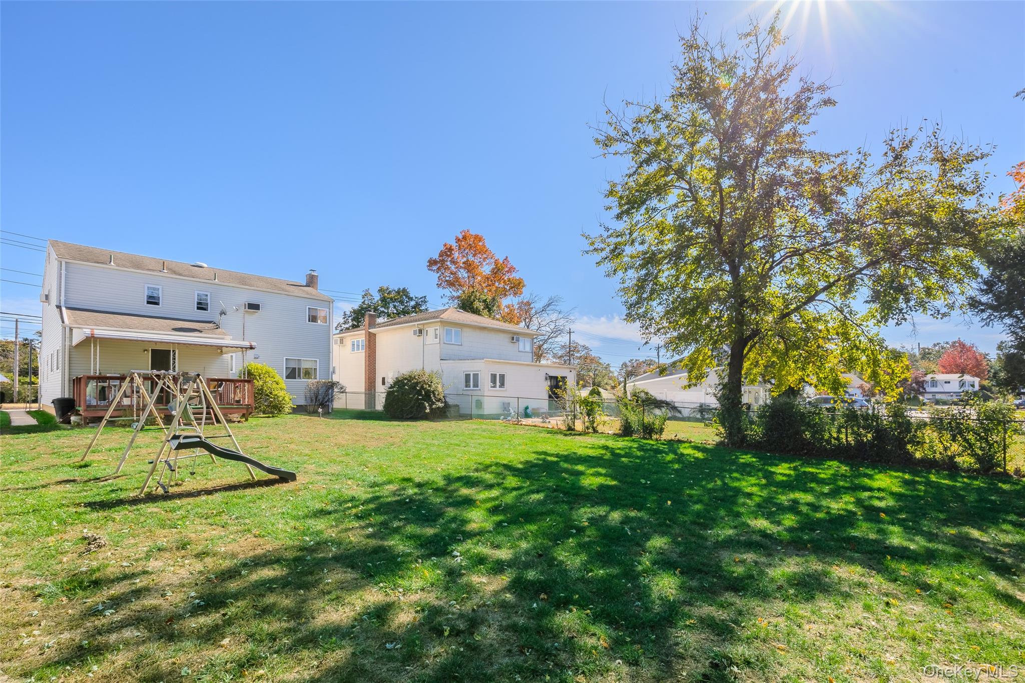 #4 photo, 461 N Newbridge Road, ナッソー郡 Levittown , NY 11756