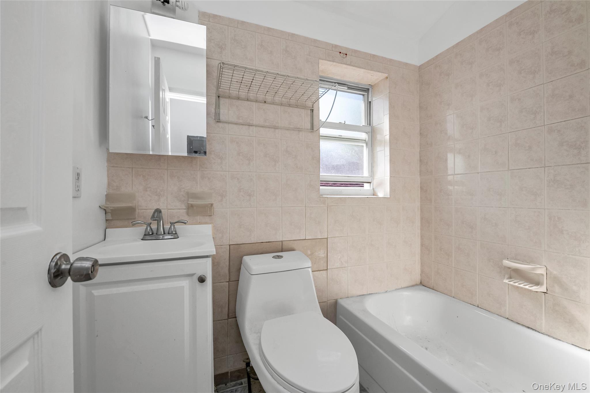 #19 photo, 4003 Secor Avenue, ブロンクス区 Bronx , NY 10466