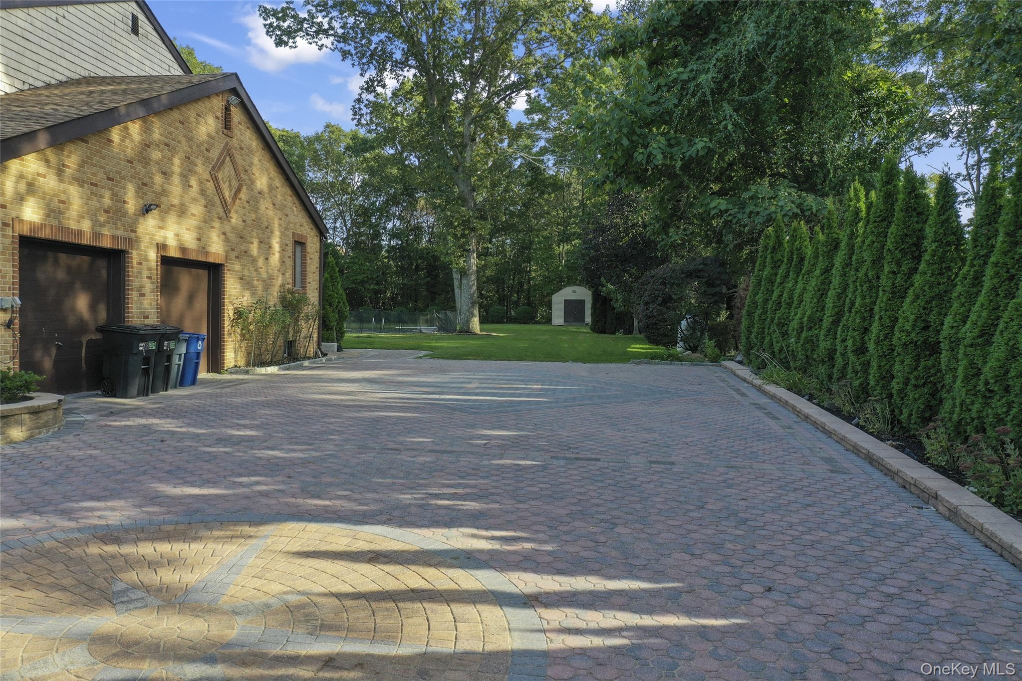 #11 photo, 258 Half Hollow Road, Dix Hills , NY 11746