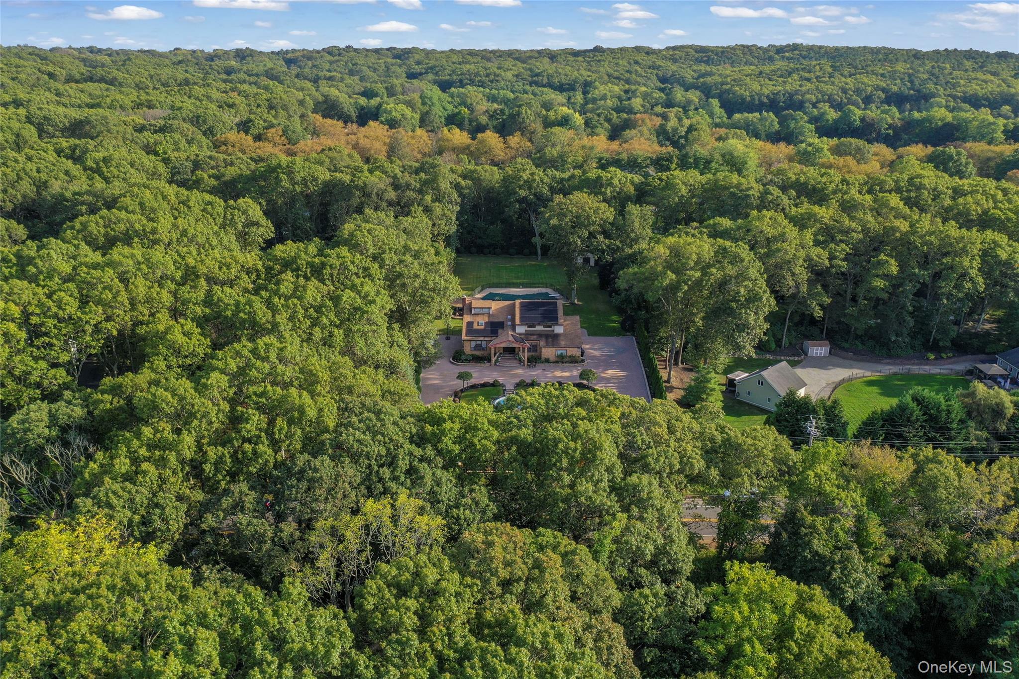 #12 photo, 258 Half Hollow Road, Dix Hills , NY 11746