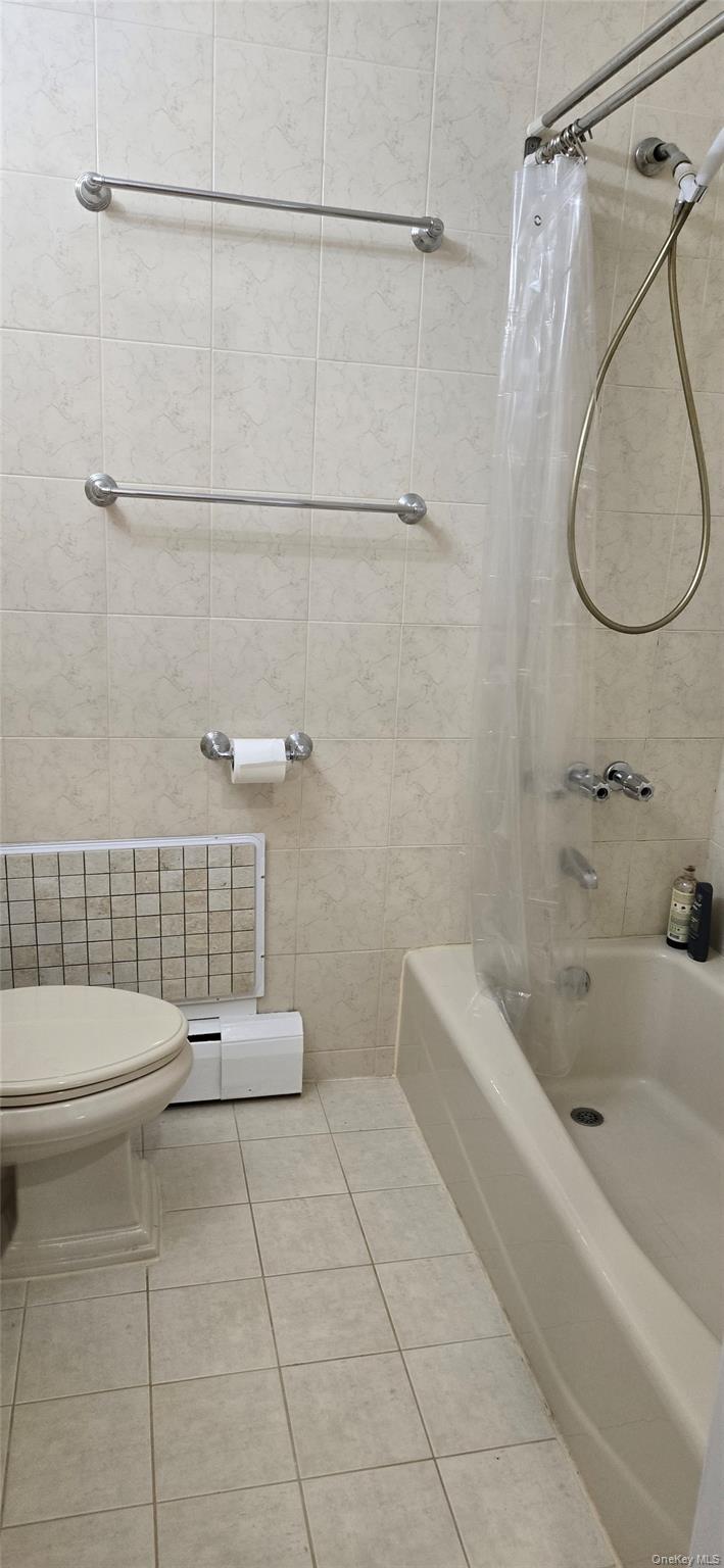 #11 photo, 62-60 71 Street, クイーンズ区 Middle Village , NY 11379