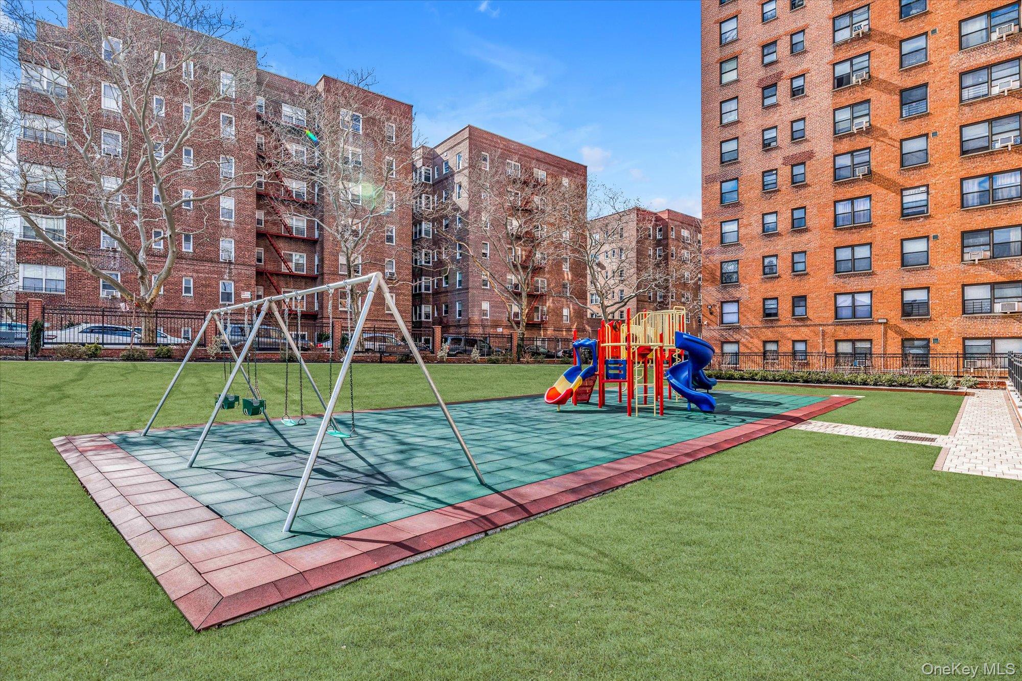 #14 photo, 99-05 63rd Drive, クイーンズ区 Rego Park , NY 11374