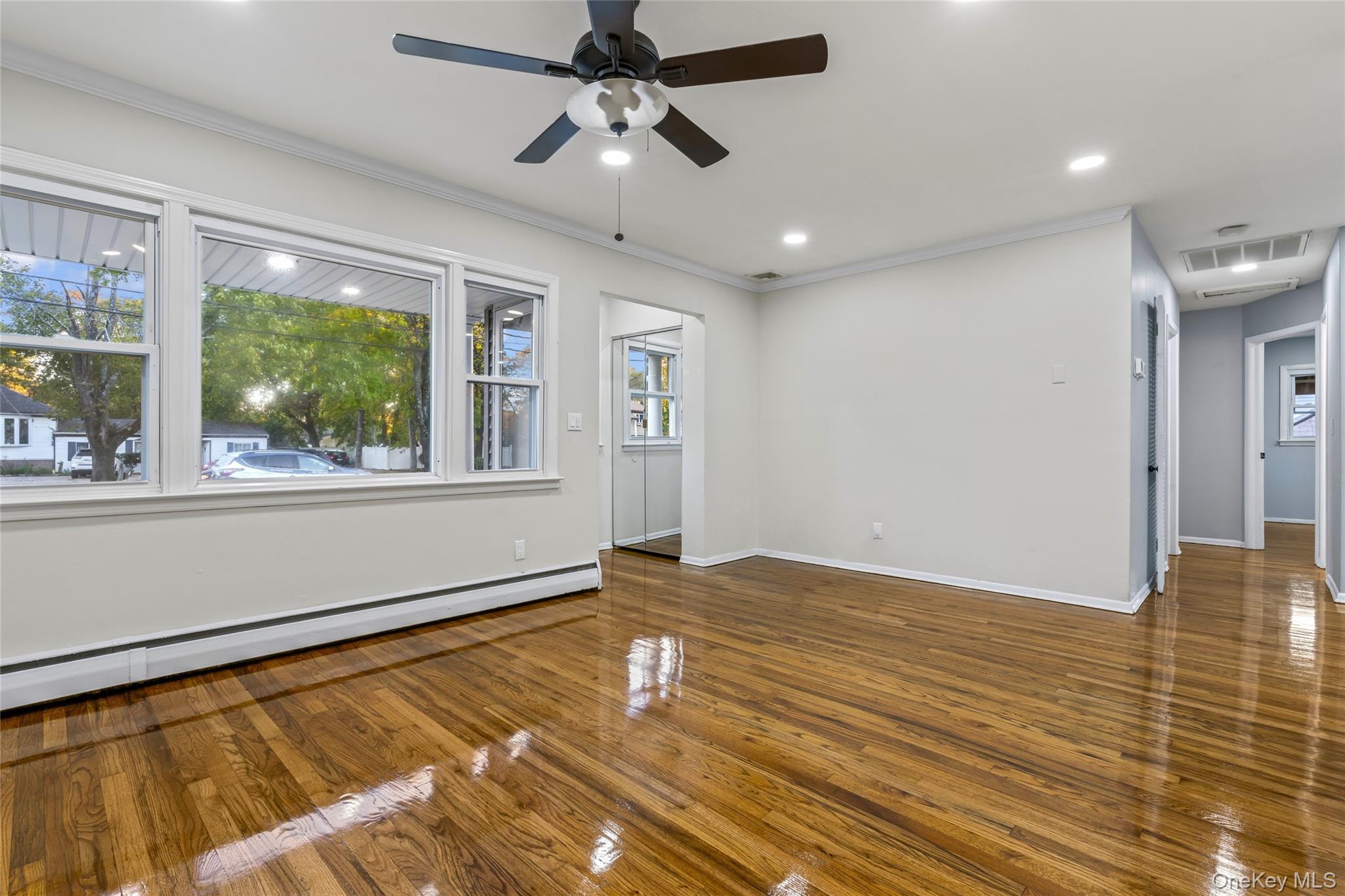 #12 photo, 31 Franklin Avenue, サフォーク郡 Brentwood , NY 11717