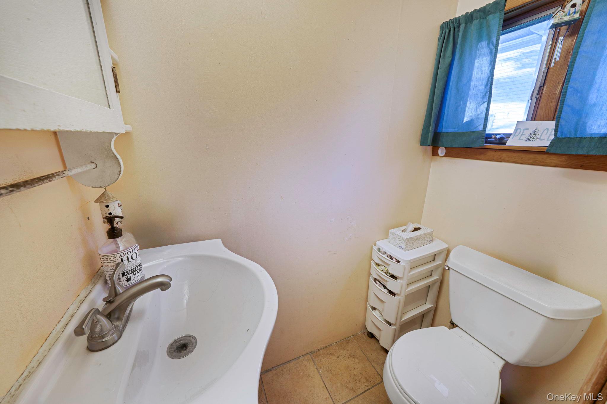 #15 photo, 51 Cedar Avenue, Patchogue , NY 11772