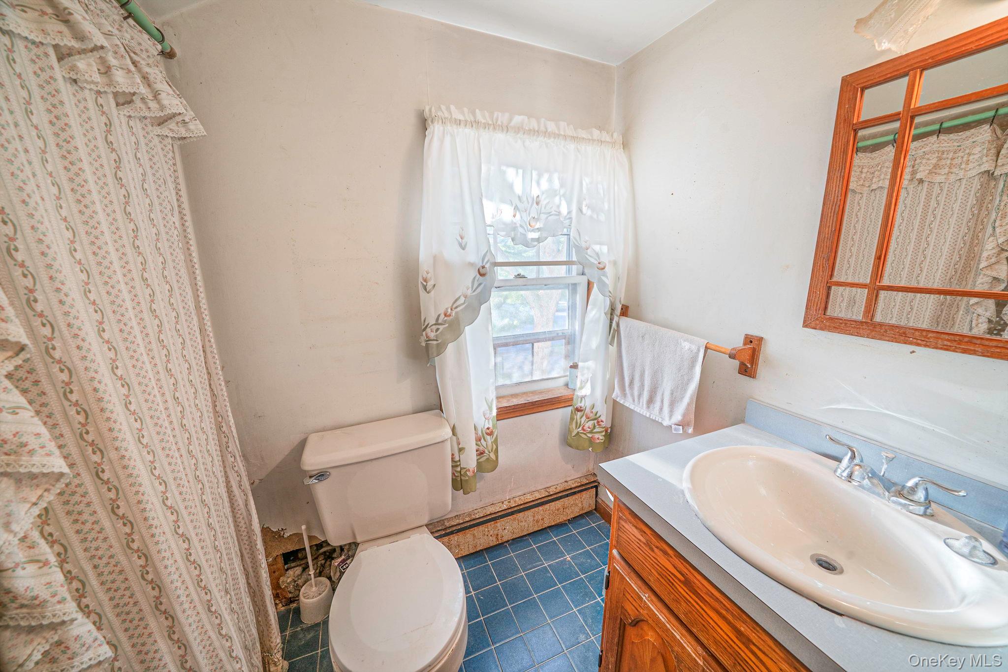 #20 photo, 51 Cedar Avenue, Patchogue , NY 11772