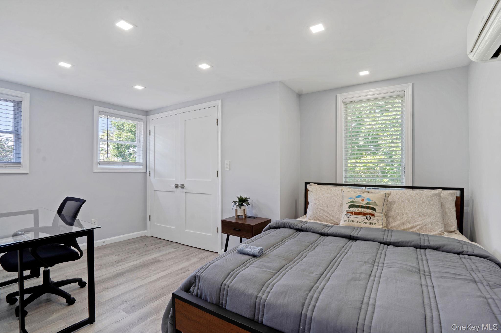 #12 photo, 108 Sheridan Avenue, ナッソー郡 Hewlett , NY 11557