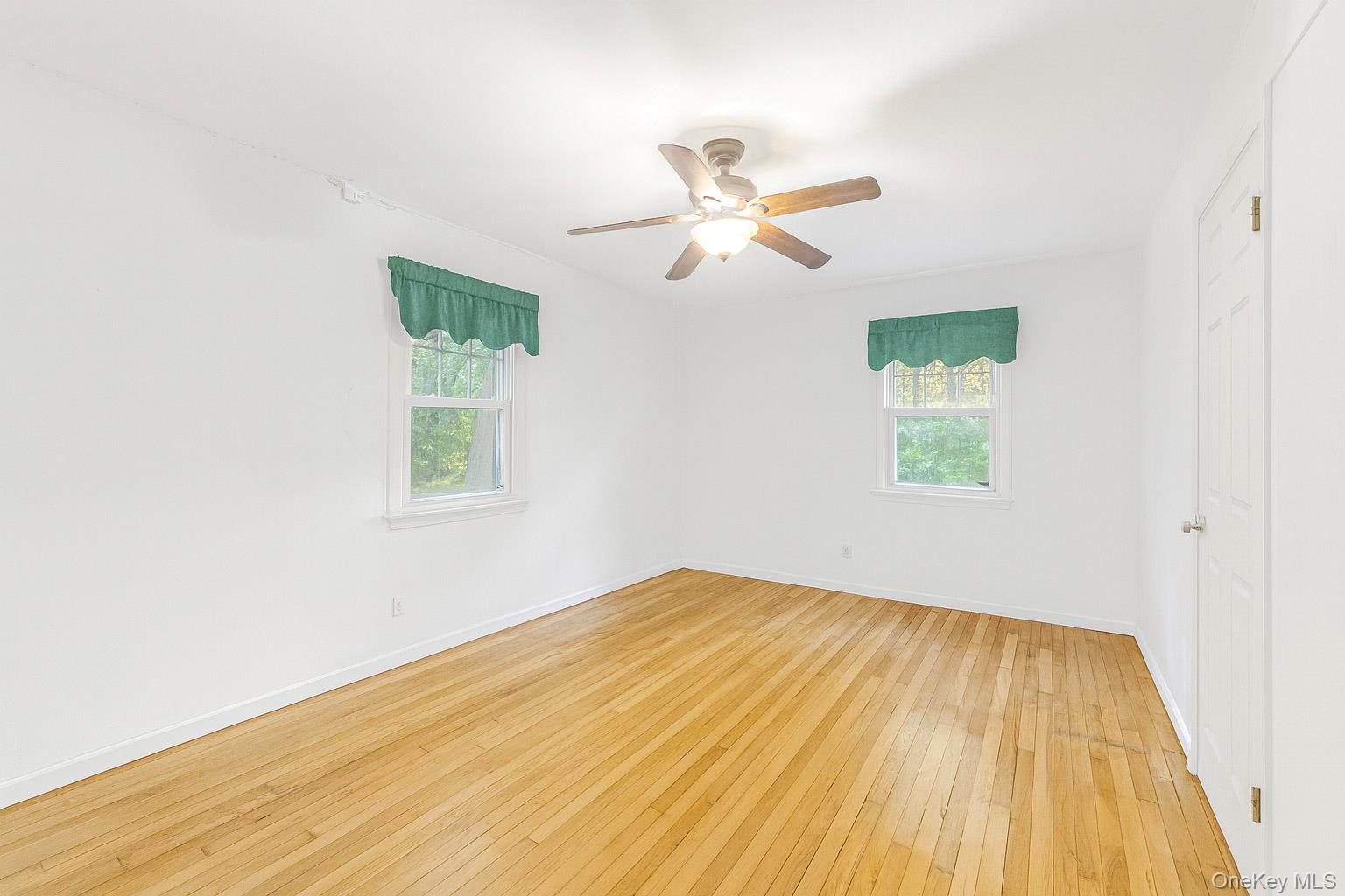 #12 photo, 15 Wayne Way, White Plains , NY 10607