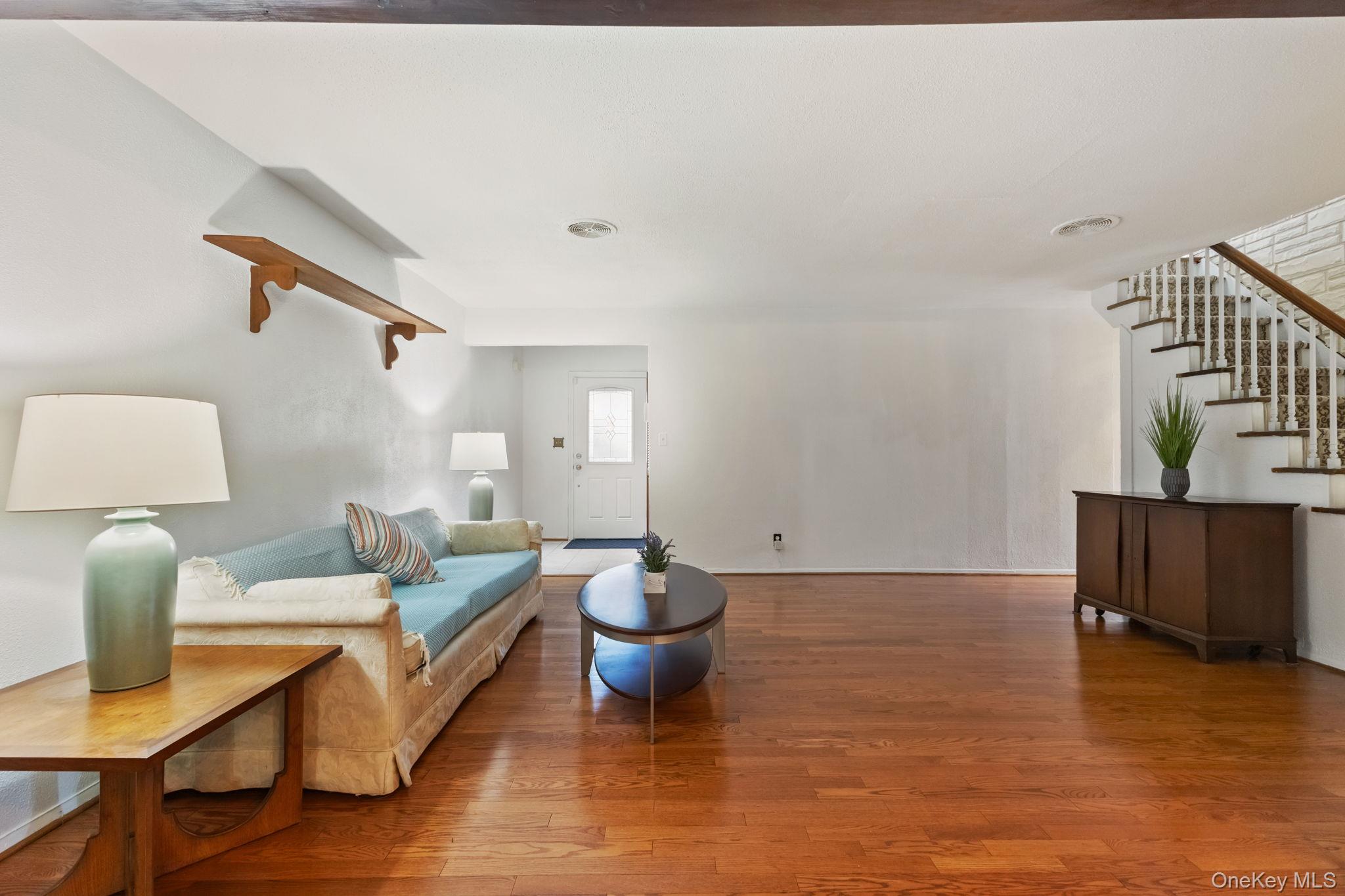 #6 photo, 12 Jennifer Lane, Hartsdale , NY 10530